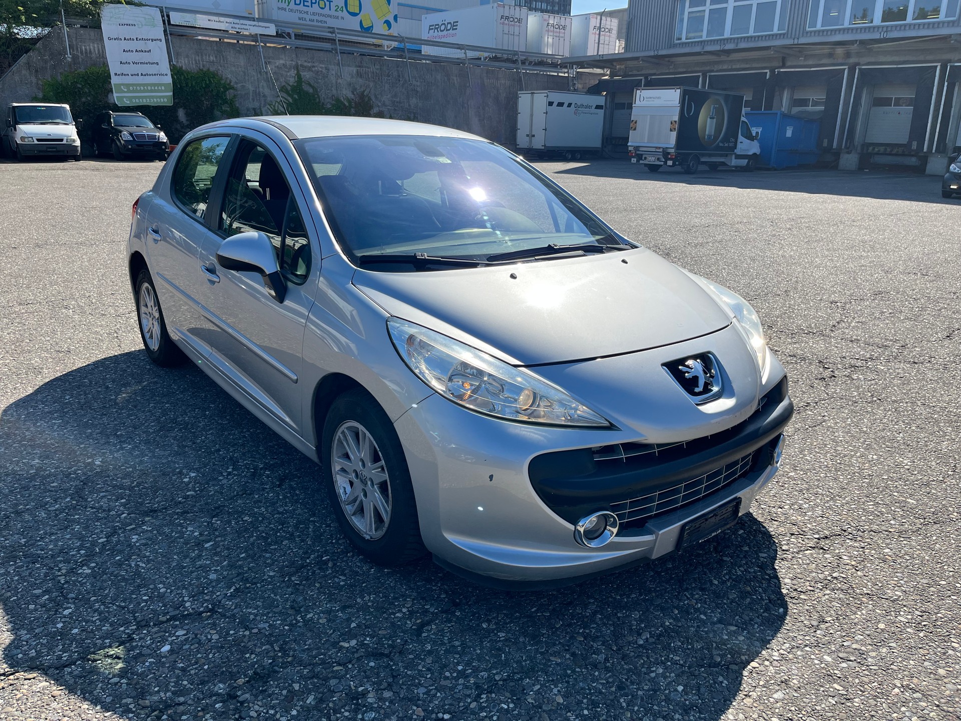 PEUGEOT 207 1.6 16V XS Automatic-image-1