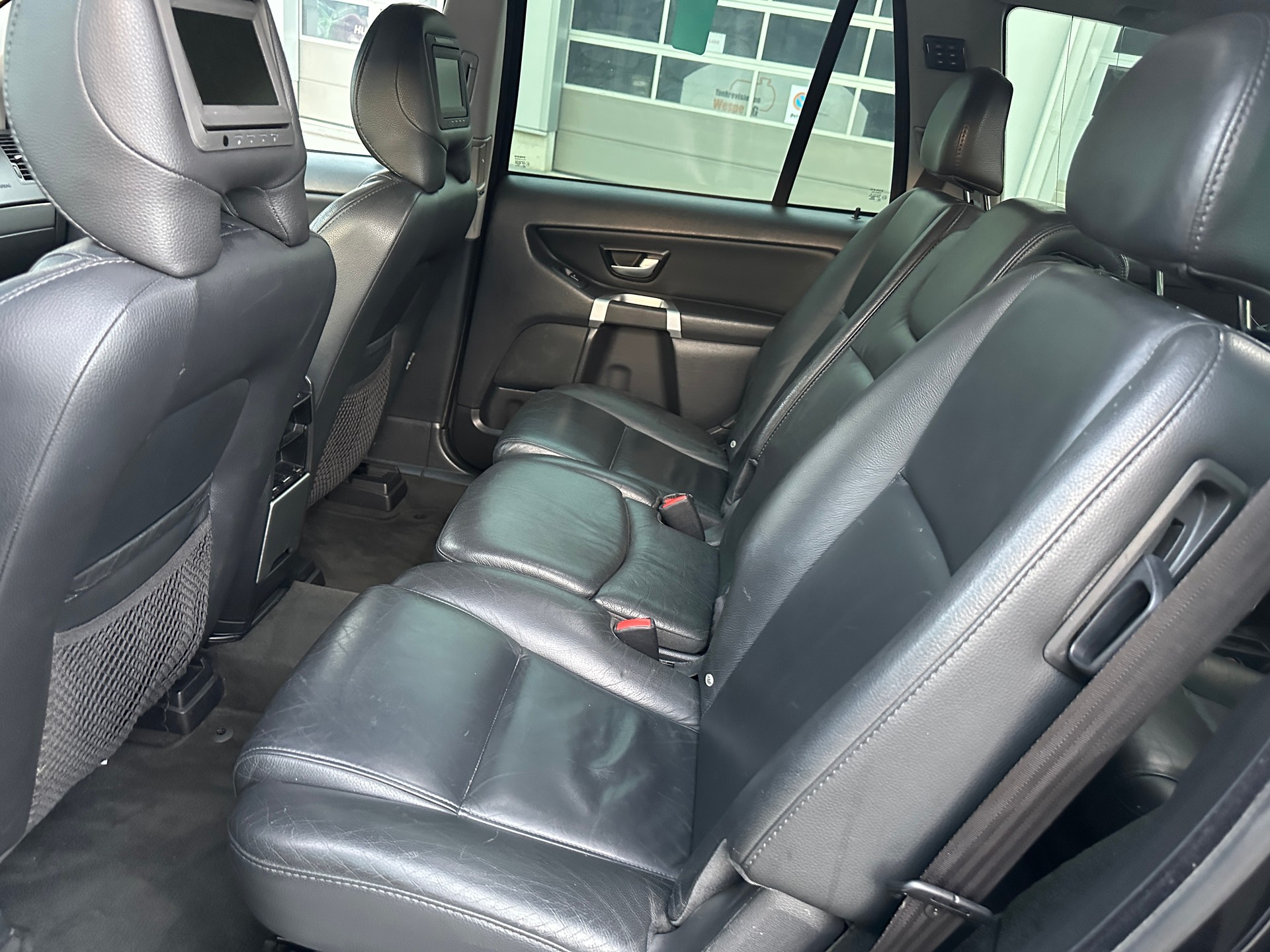 VOLVO XC90 D5 AWD Executive Geartronic-image-4