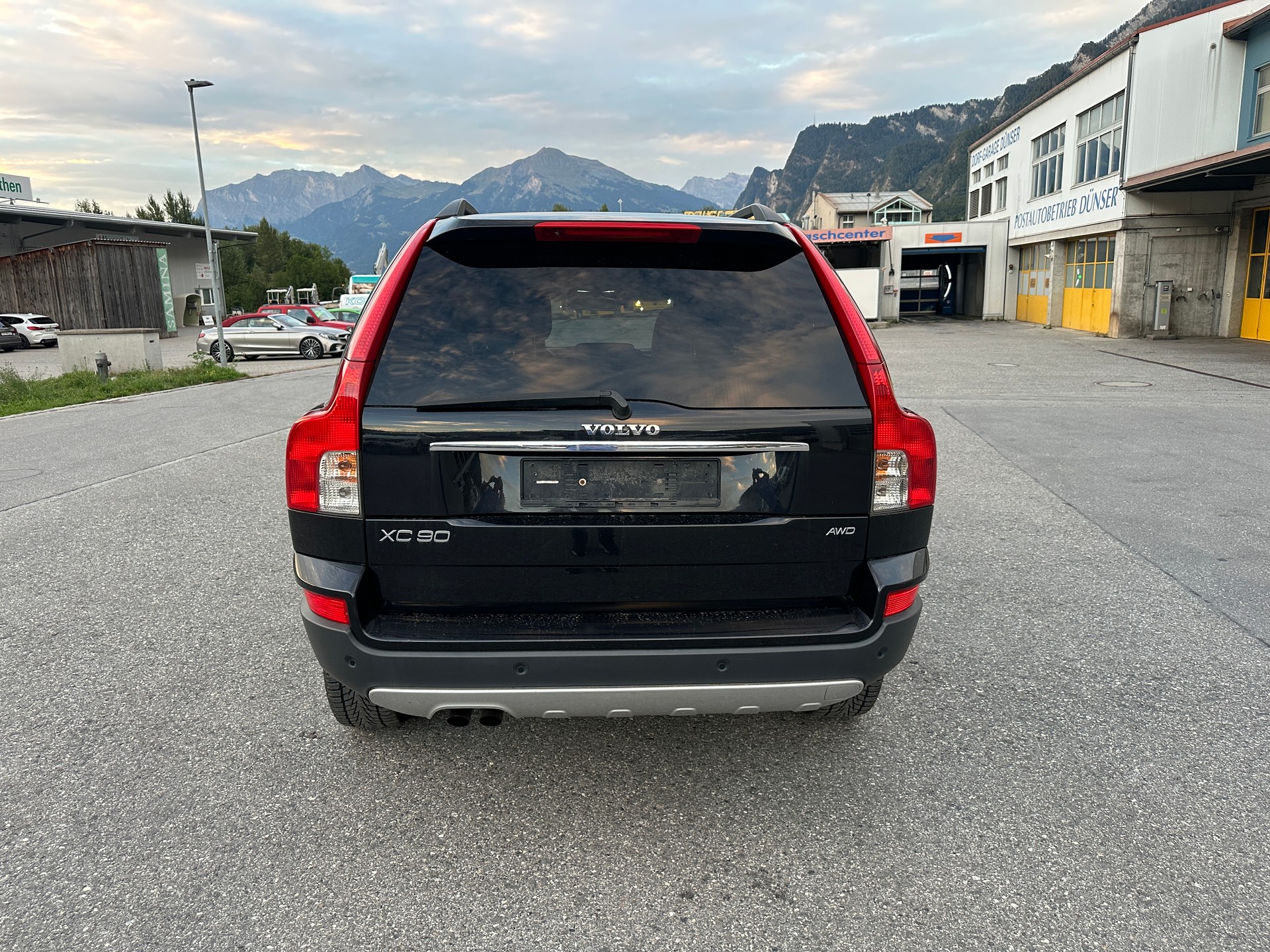 VOLVO XC90 D5 AWD Executive Geartronic-image-6