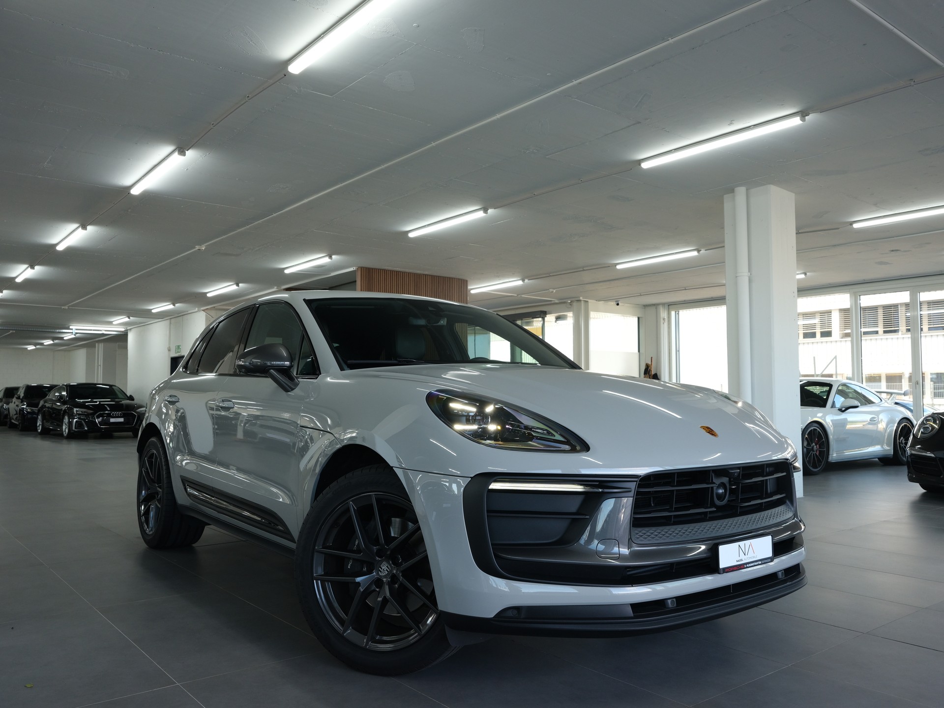 PORSCHE Macan PDK *Porsche Aproved* *Sportabgassanlage* *Sport Chrono*-image-0