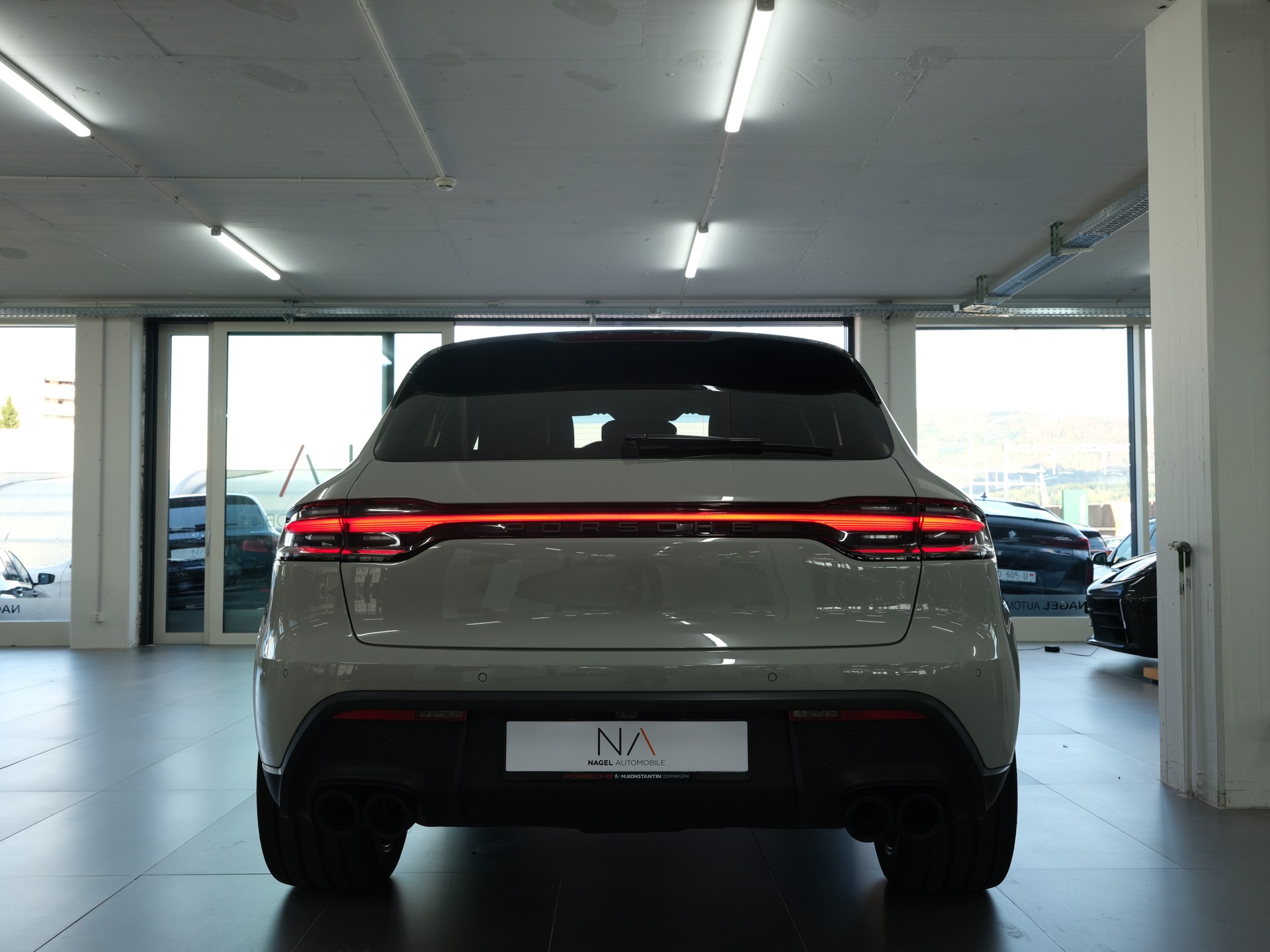PORSCHE Macan PDK *Porsche Aproved* *Sportabgassanlage* *Sport Chrono*-image-3