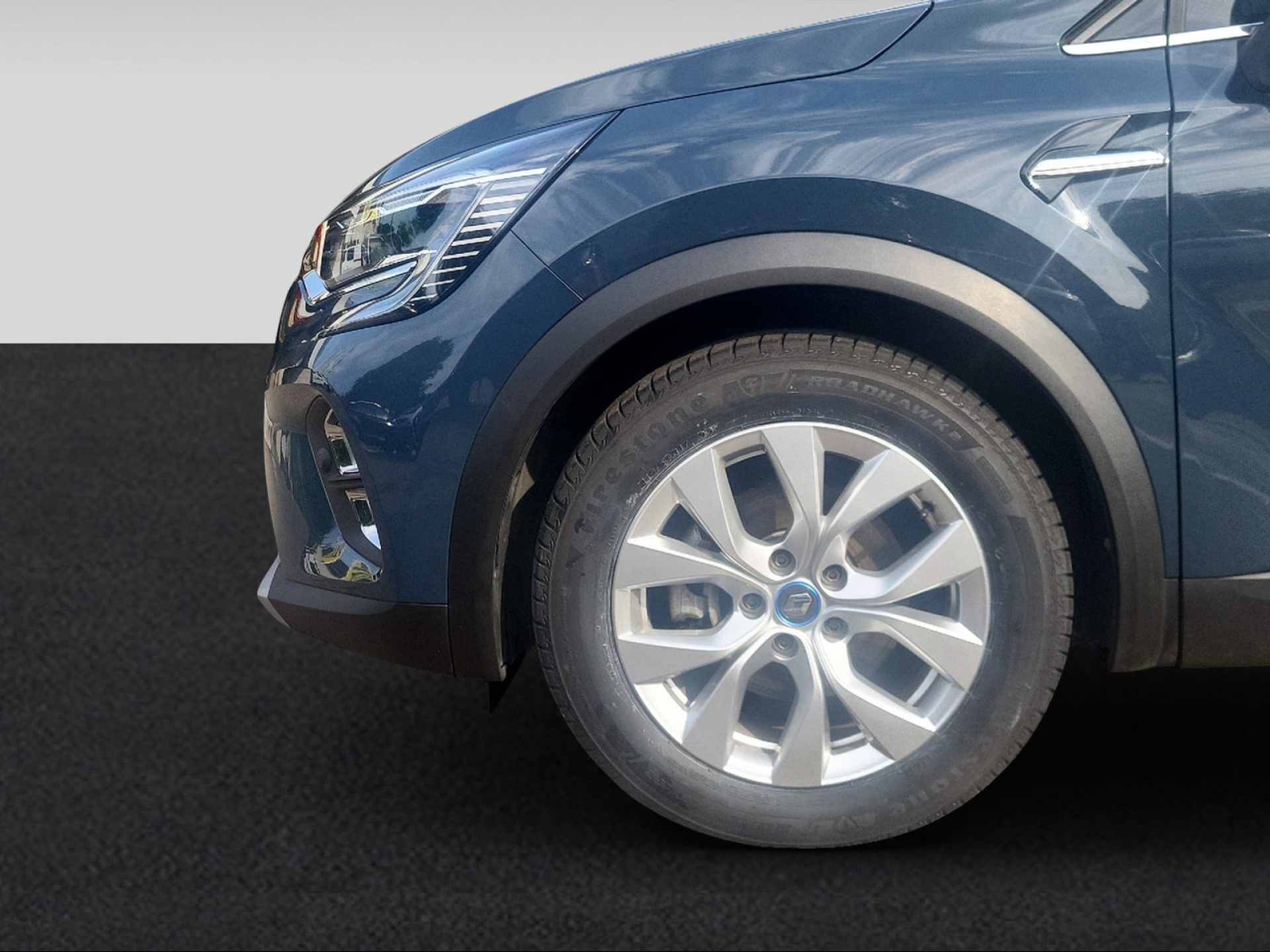 RENAULT Captur-image-7