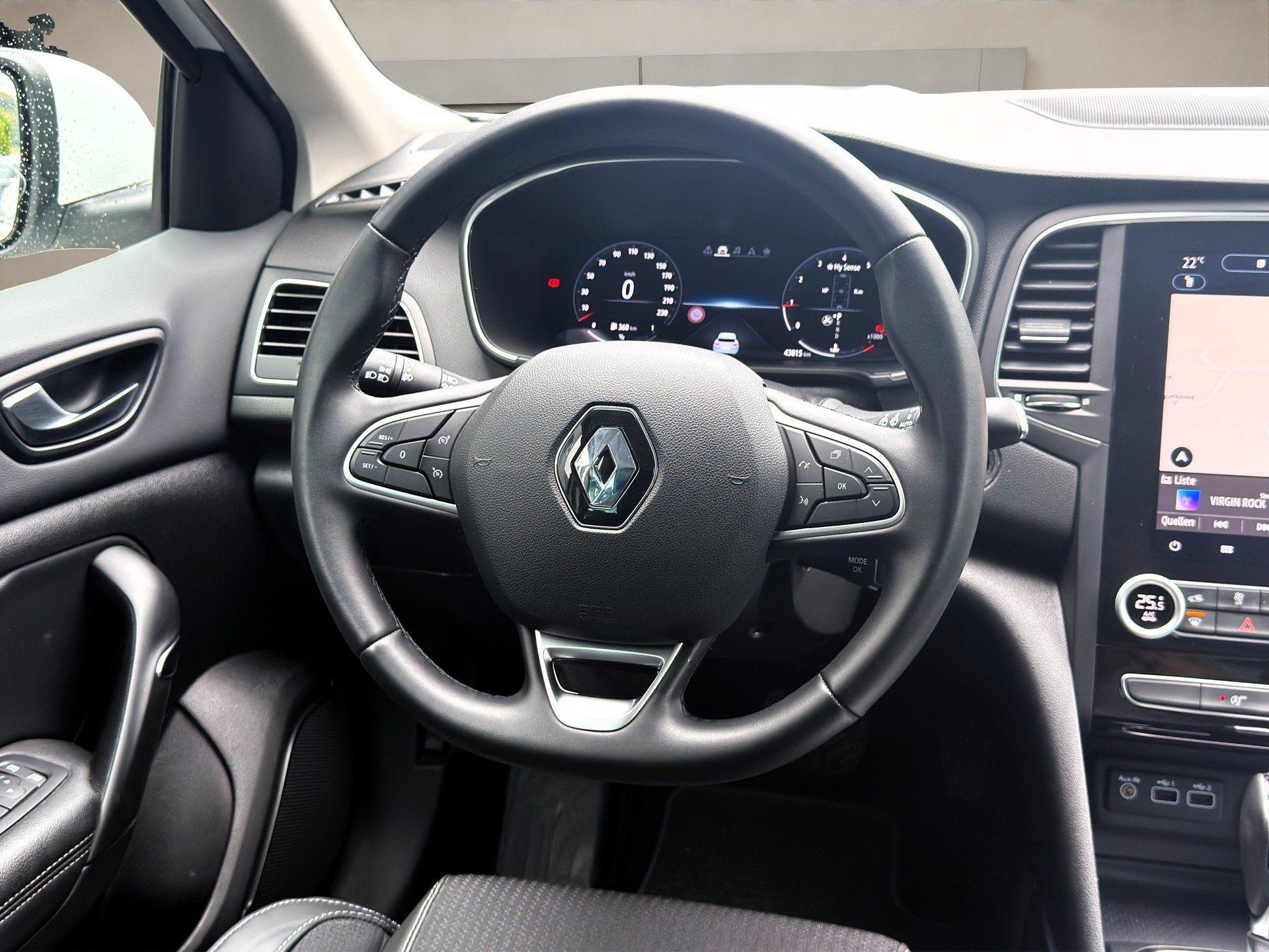 RENAULT Mégane Grandtour 1.3 16V Turbo Techno EDC ✅CH-Fahrzeug & 8-fach bereift auf ALU✅-image-12