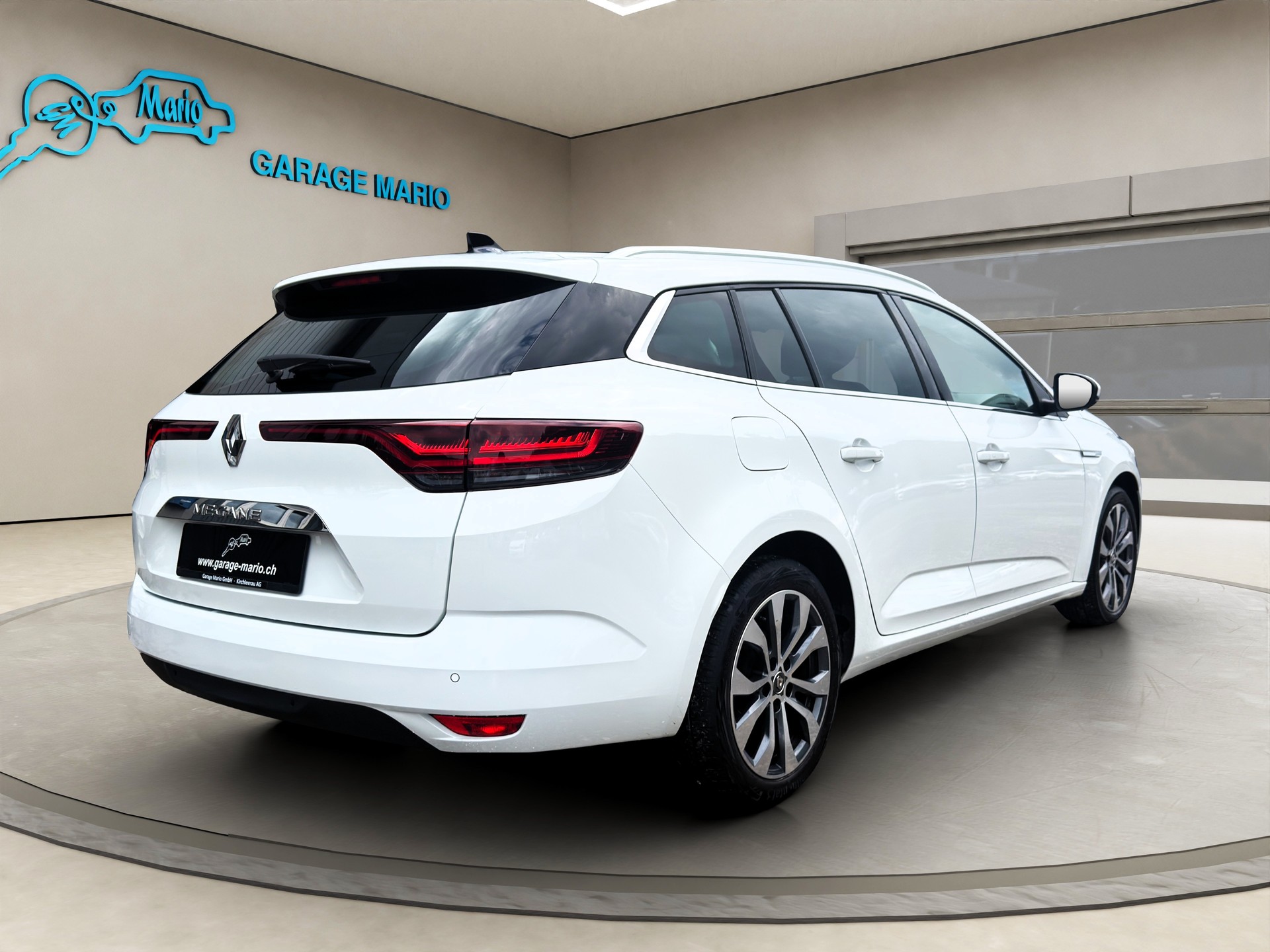 RENAULT Mégane Grandtour 1.3 16V Turbo Techno EDC ✅CH-Fahrzeug & 8-fach bereift auf ALU✅-image-4