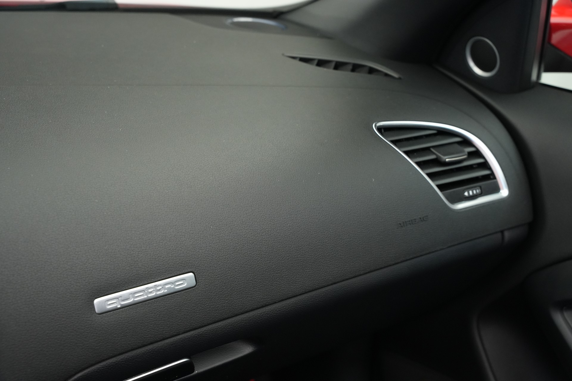 AUDI A5 Cabriolet 3.0 TDI quattro S-tronic-image-25