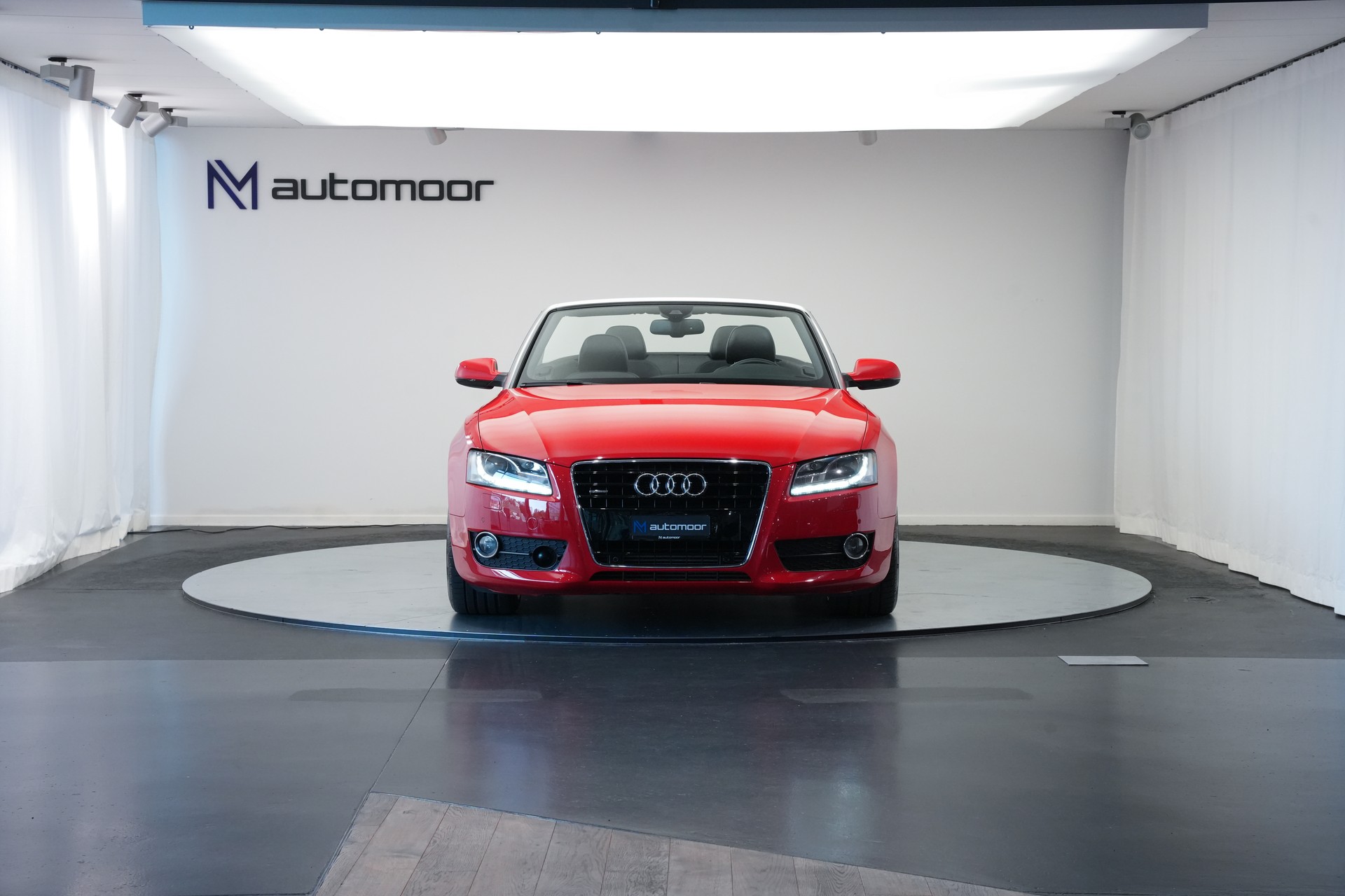 AUDI A5 Cabriolet 3.0 TDI quattro S-tronic-showroom-element-1