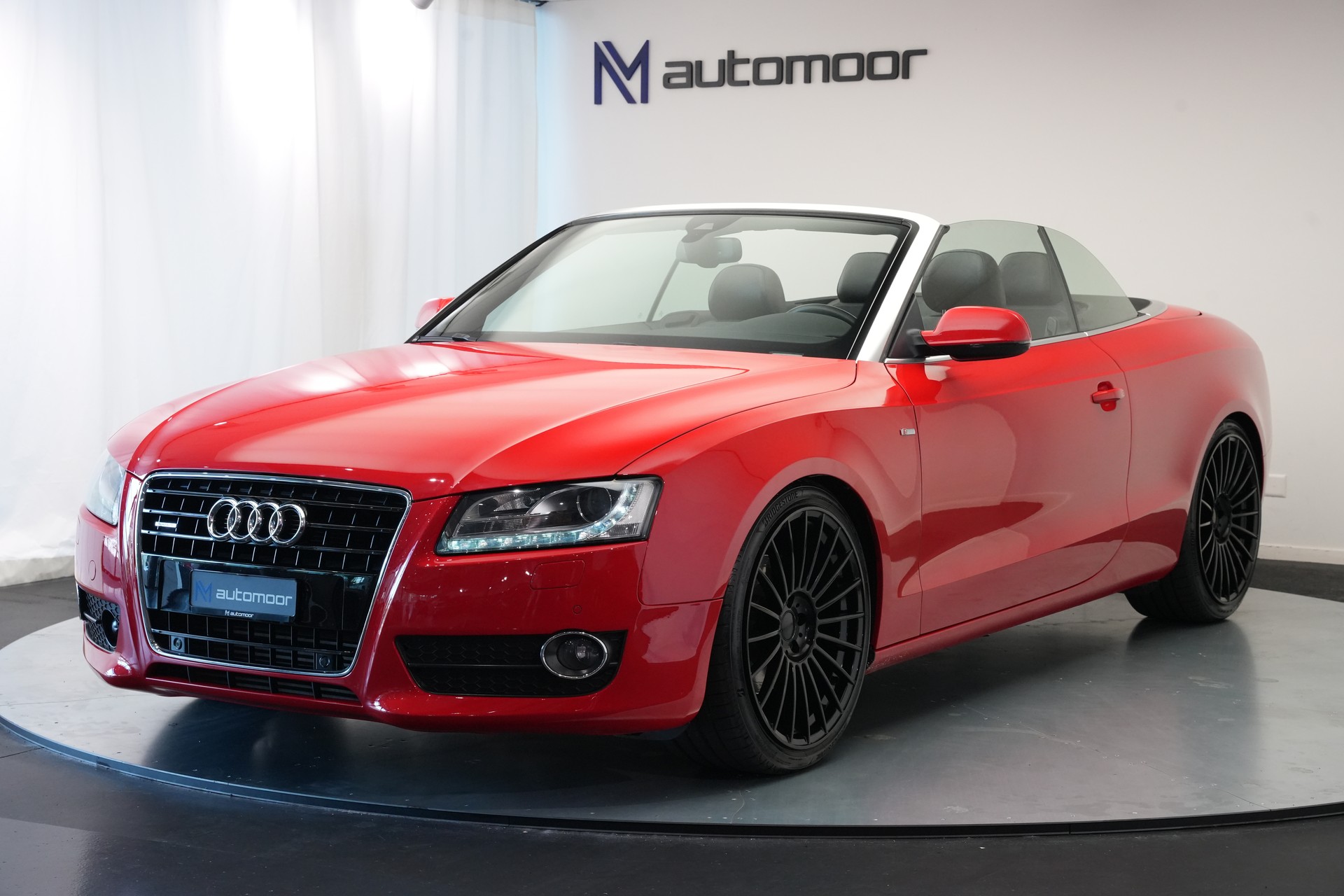 AUDI A5 Cabriolet 3.0 TDI quattro S-tronic-image-47