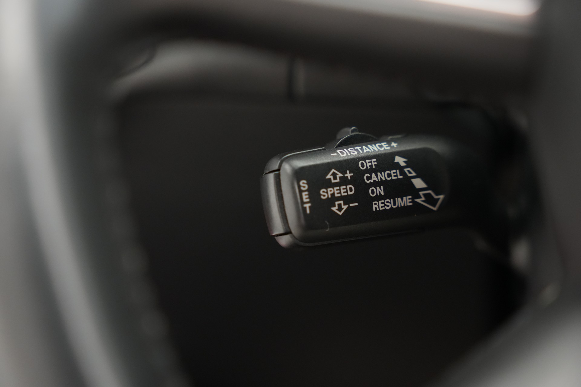AUDI A5 Cabriolet 3.0 TDI quattro S-tronic-image-37