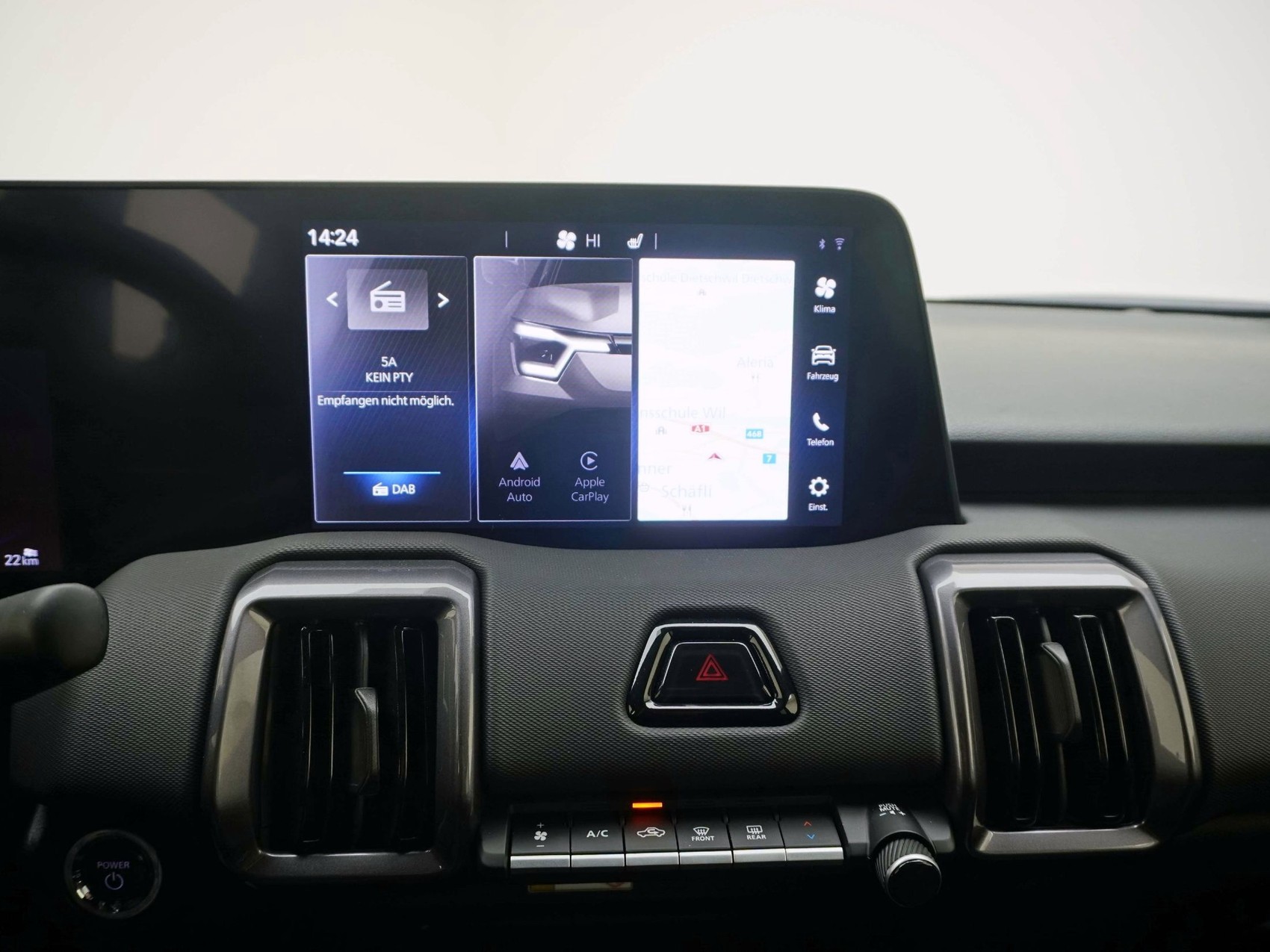 SUZUKI e Vitara Compact Top 4x4-image-12