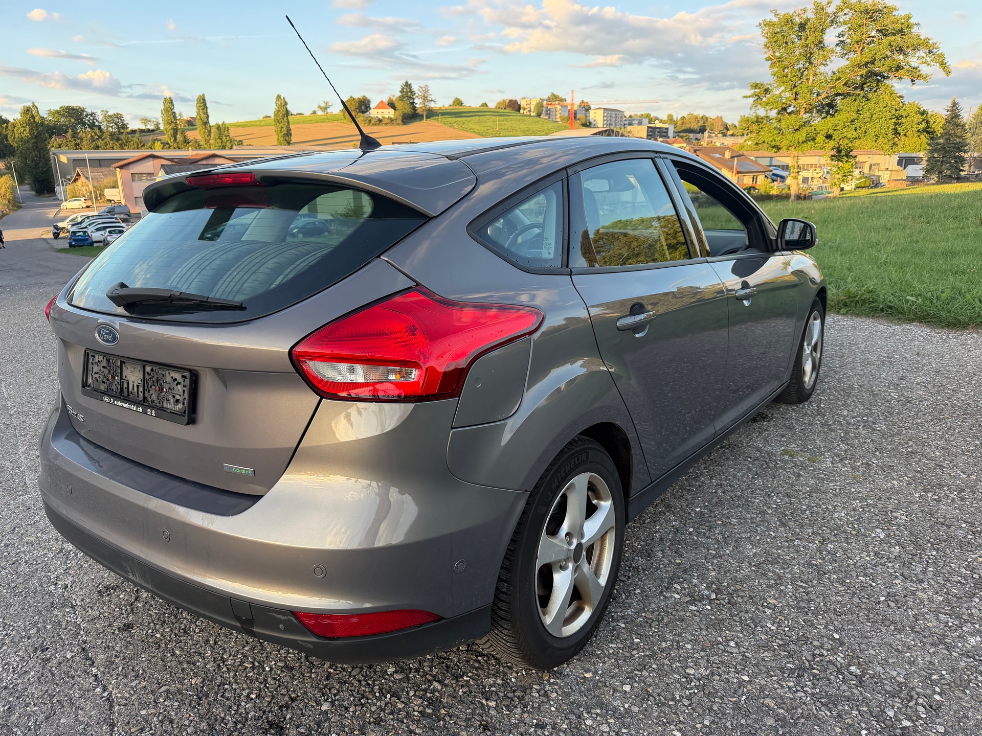 FORD Focus 1.0 SCTi Business-image-9