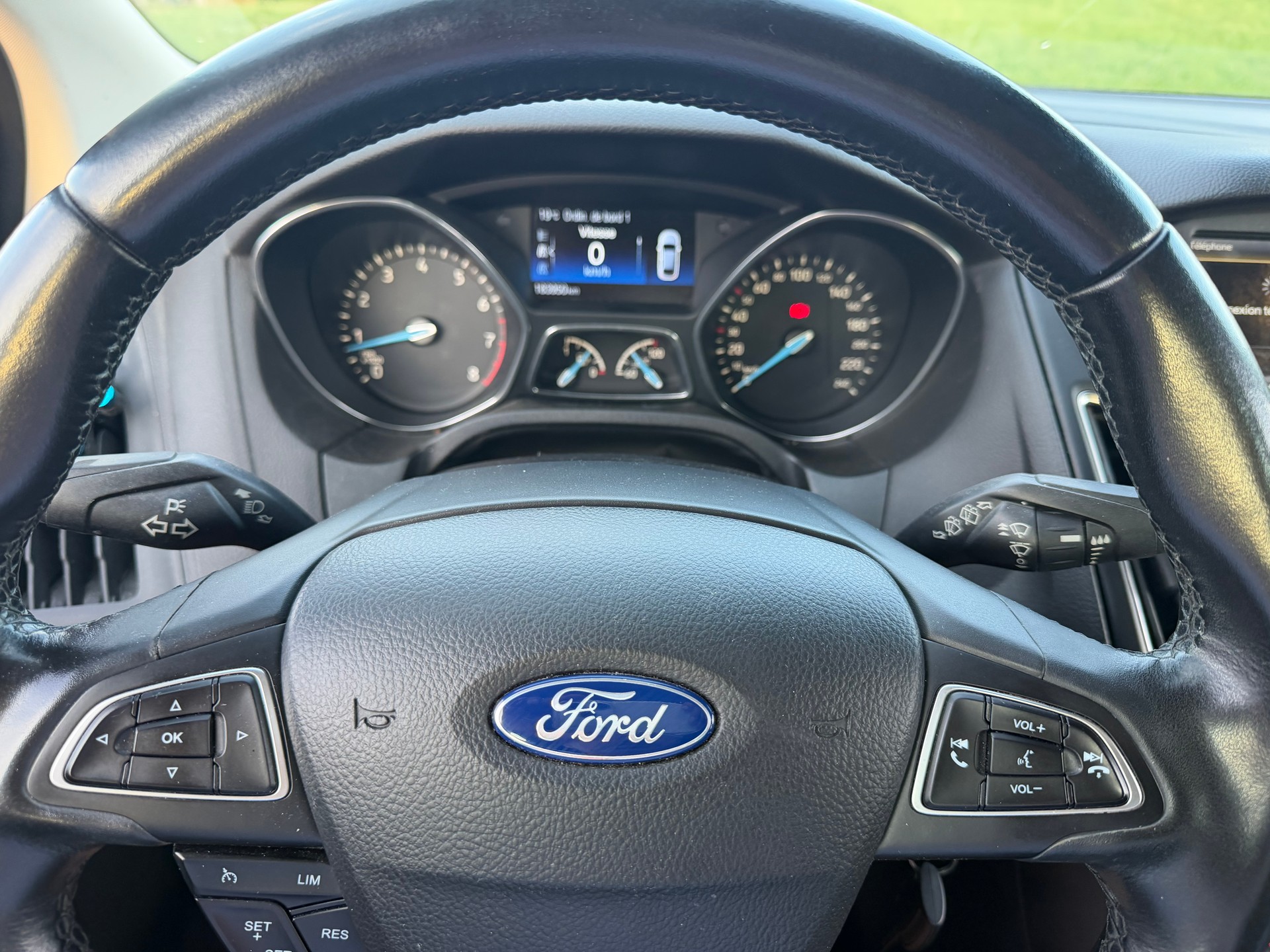 FORD Focus 1.0 SCTi Business-image-12