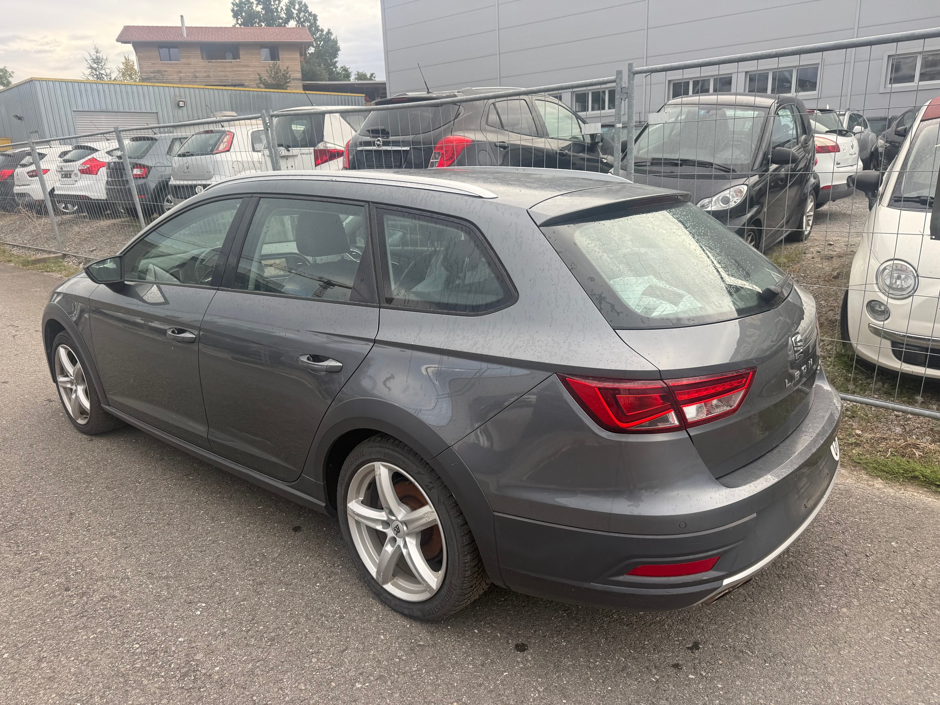 SEAT Leon ST 2.0 TDI X-Perience 4Drive DSG-image-2