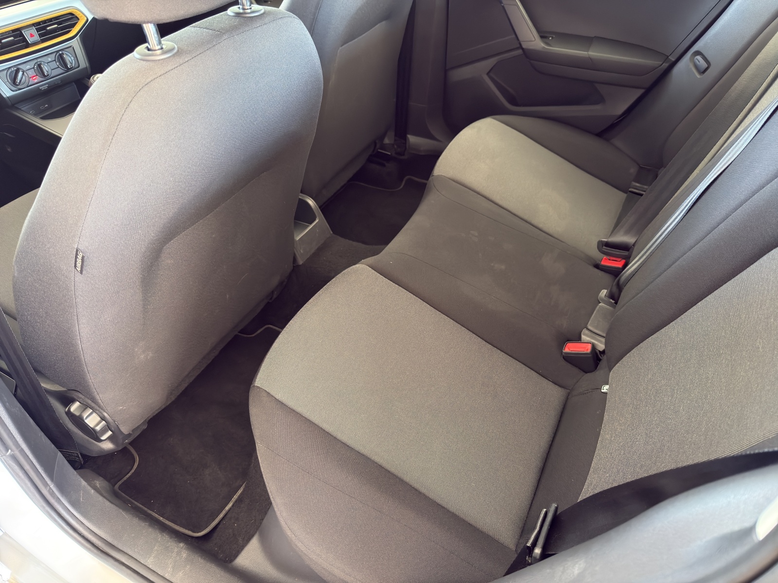 SEAT Ibiza 1.0 EcoTSI Reference-image-11