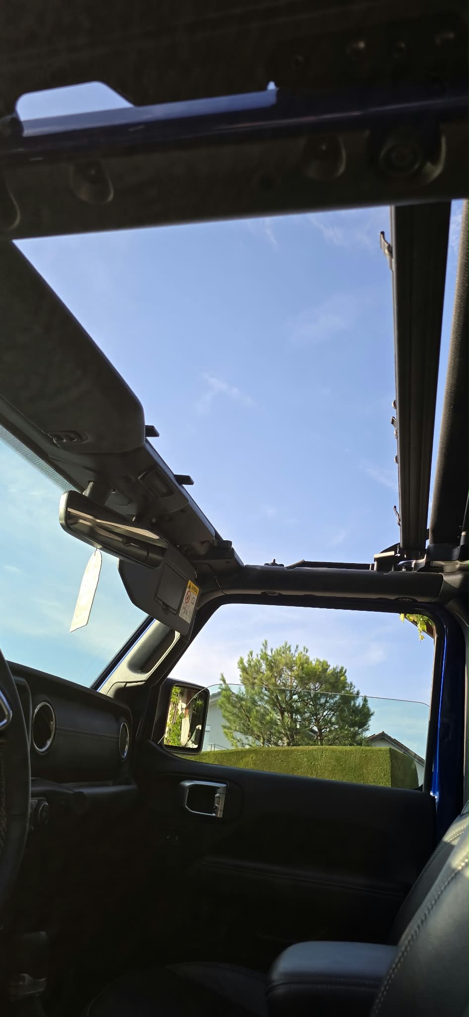 JEEP Wrangler 2.0 Sahara Automatic-image-3