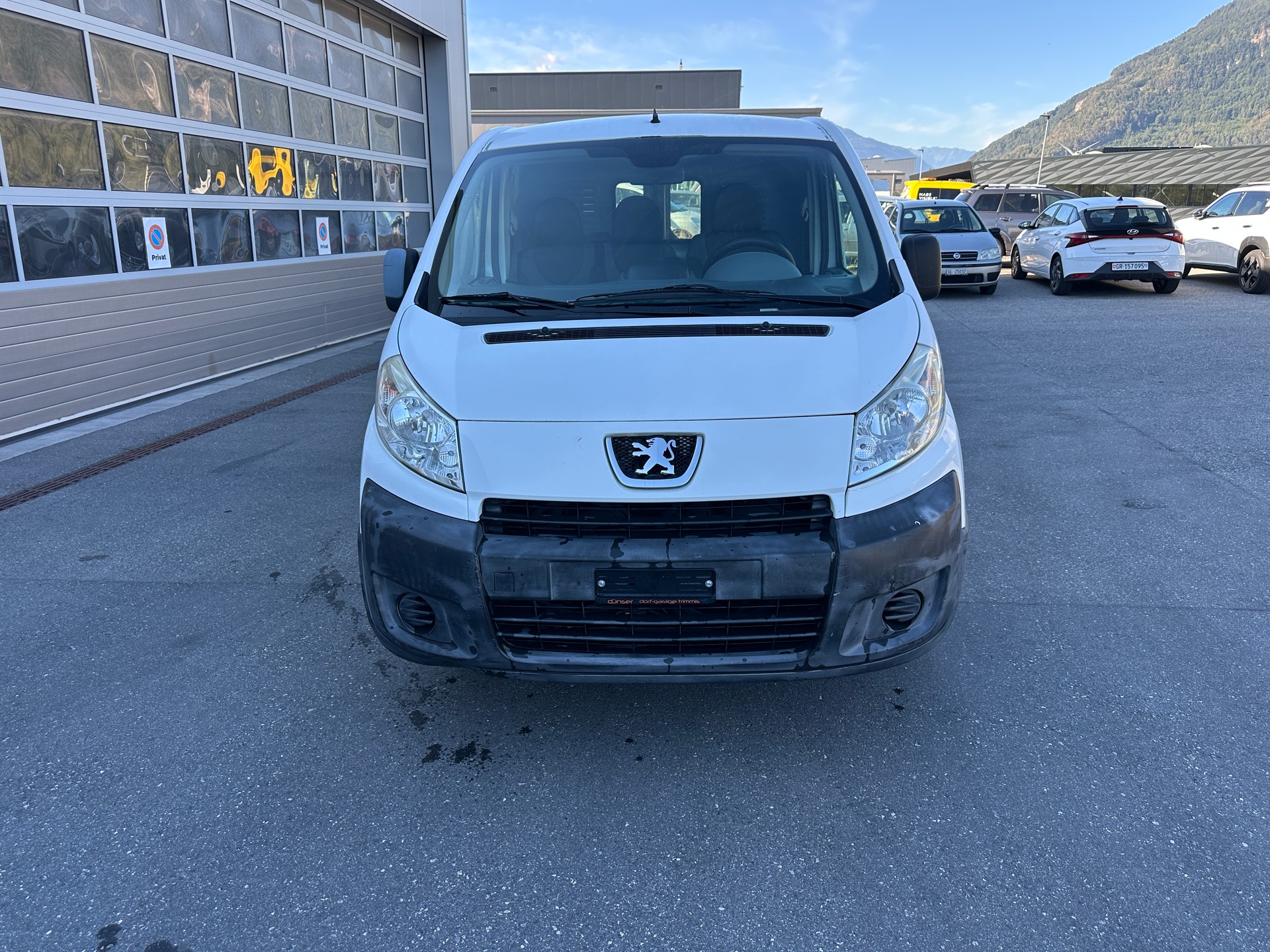 PEUGEOT Expert 2.0 HDi 229 L2H2-image-0