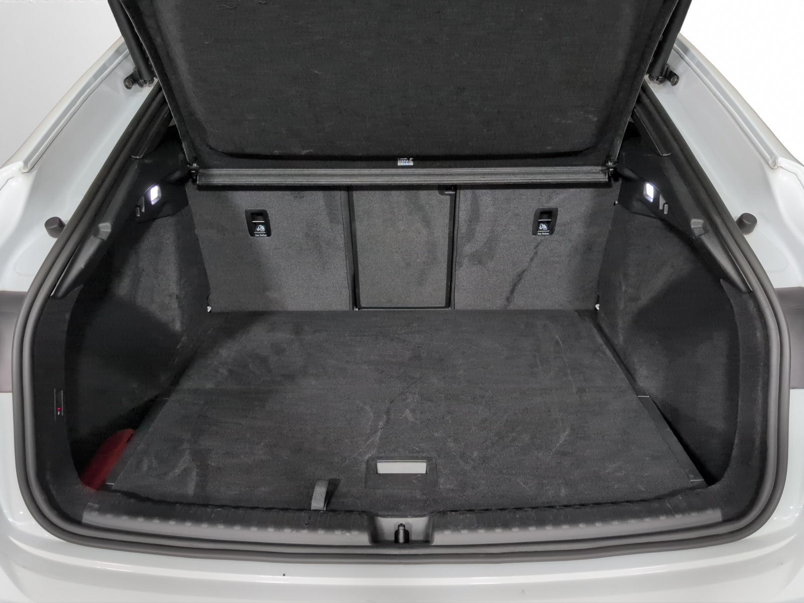 AUDI Q4 Sportback e-tron 50 quattro-image-13