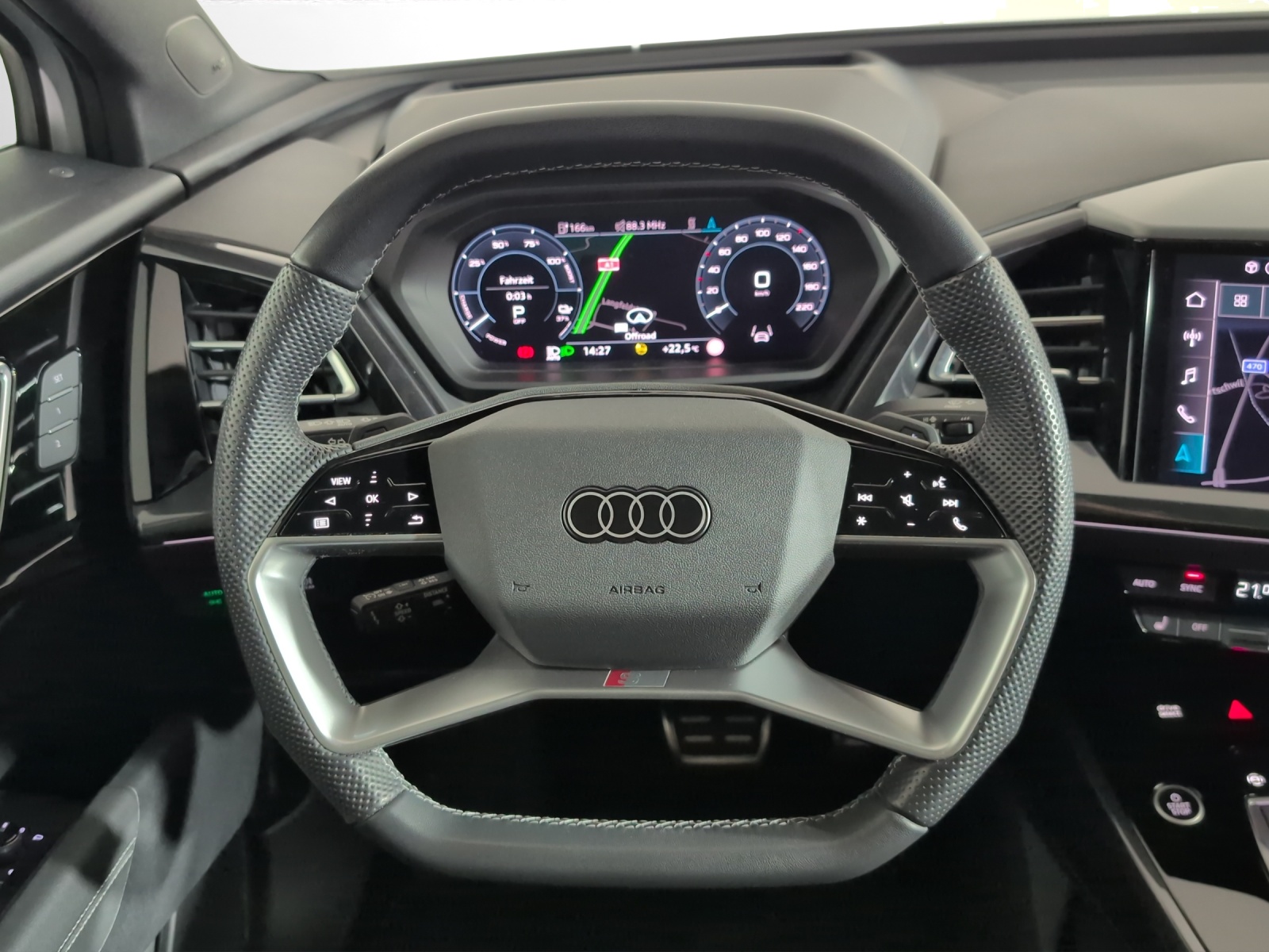 AUDI Q4 Sportback e-tron 50 quattro-image-10