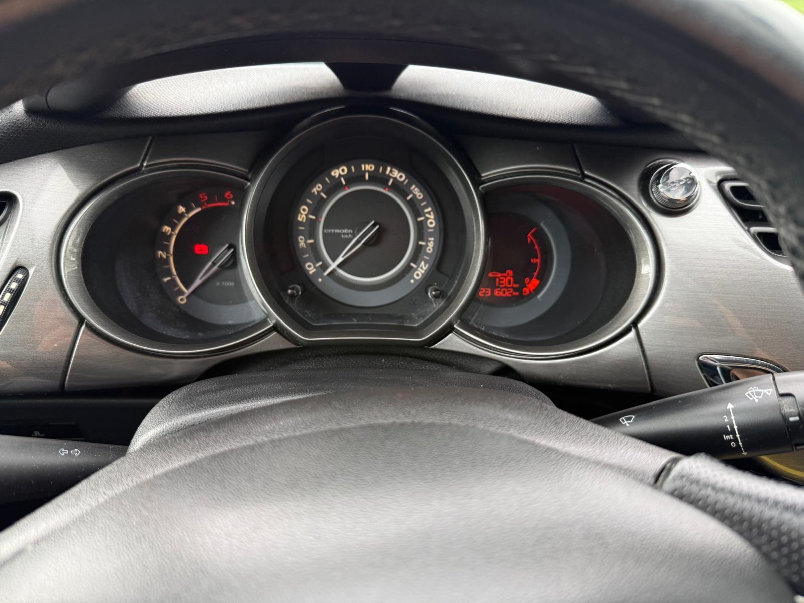 CITROEN C3 1.6 16V HDi Exclusive-image-7