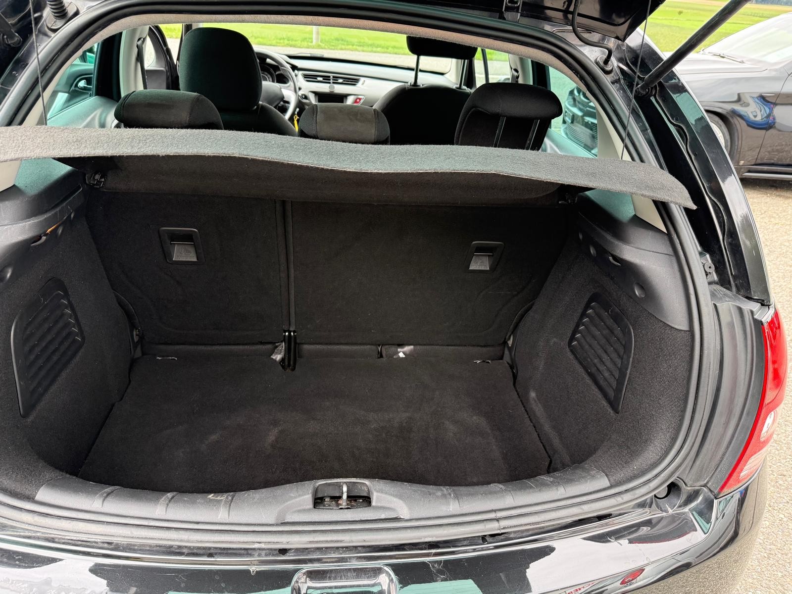 CITROEN C3 1.6 16V HDi Exclusive-image-9