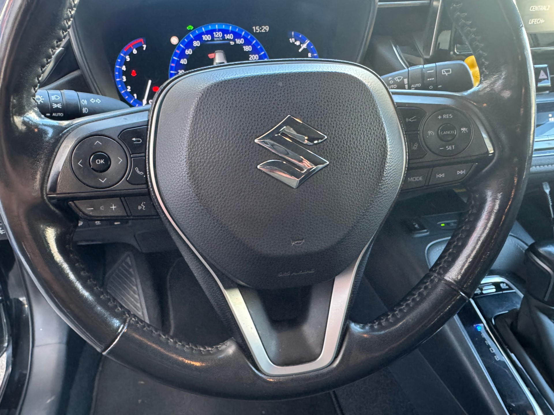 SUZUKI Swace 1.8 Hybrid Compact Top E-CVT-image-6