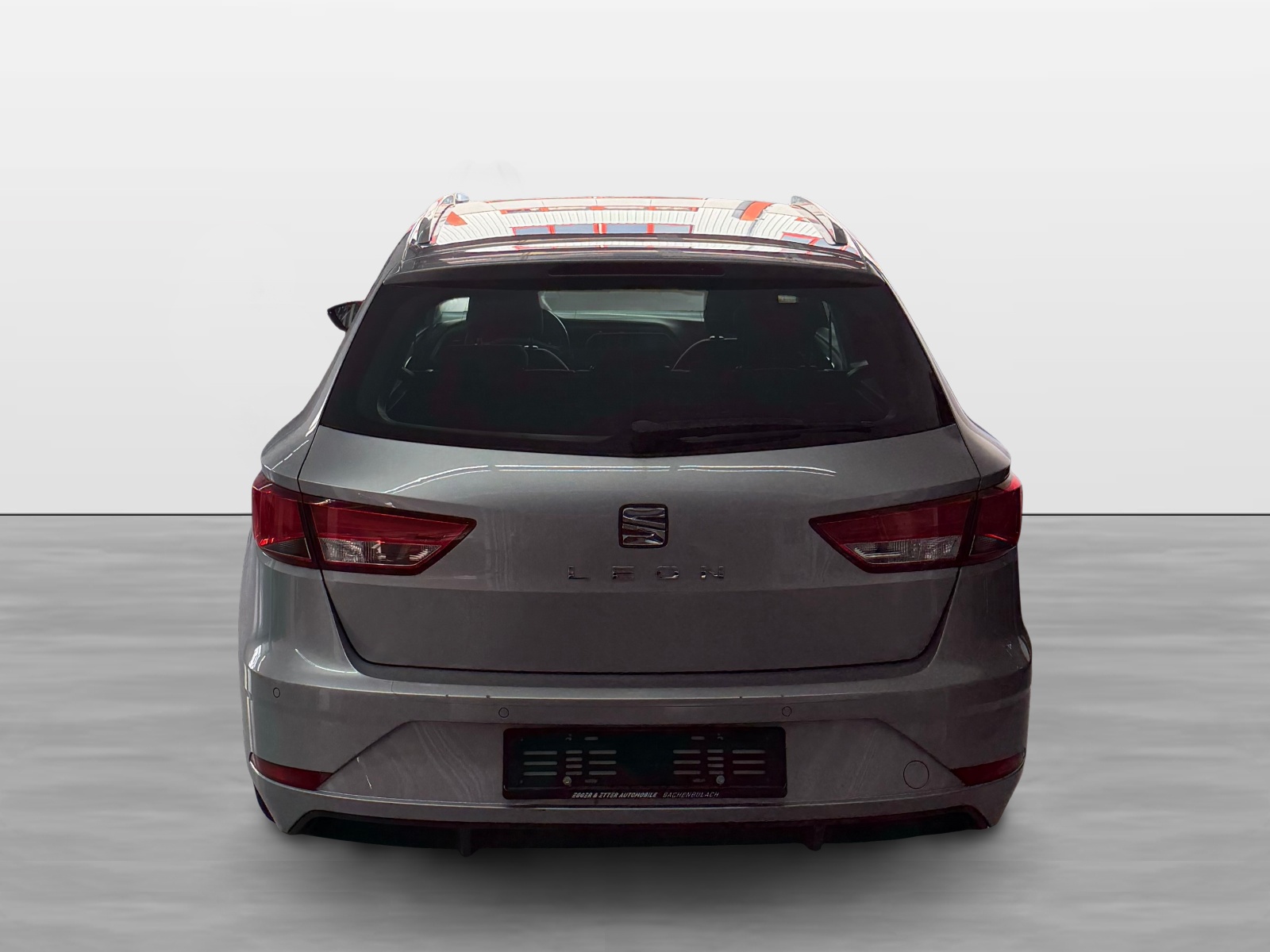 SEAT Leon ST 1.6 TDI CR Style DSG-image-5