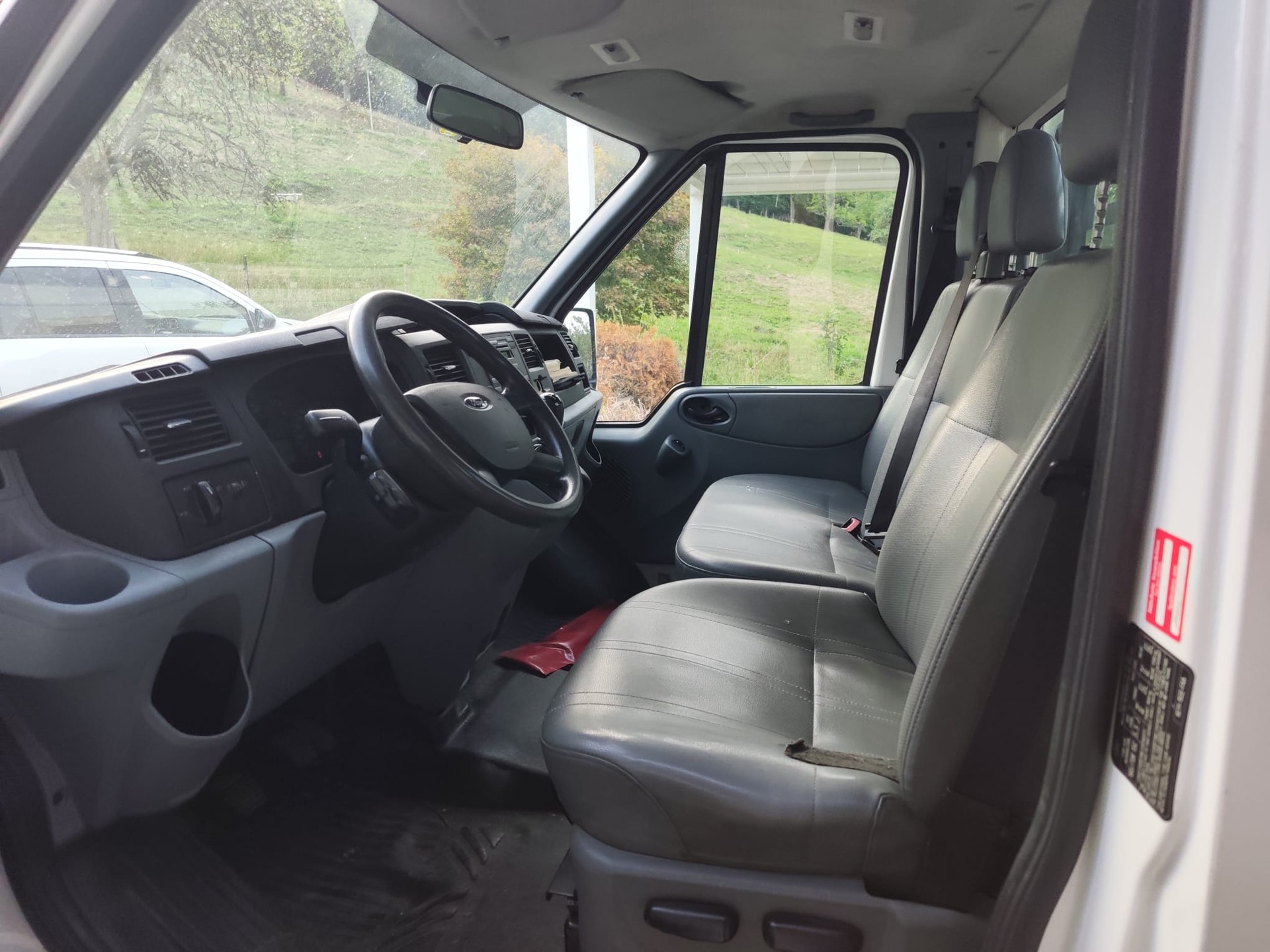 FORD Transit 2.2 TDCi 300 M-image-2
