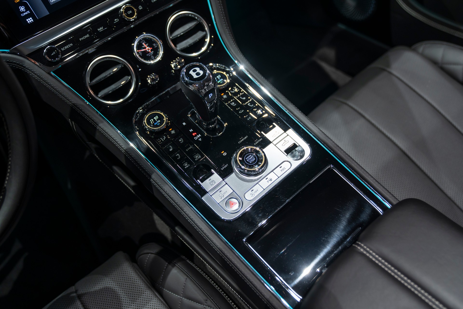 BENTLEY Continental GTC S 4.0 V8-image-17