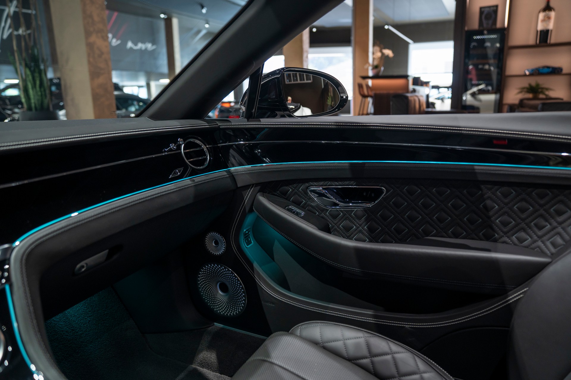 BENTLEY Continental GTC S 4.0 V8-image-19