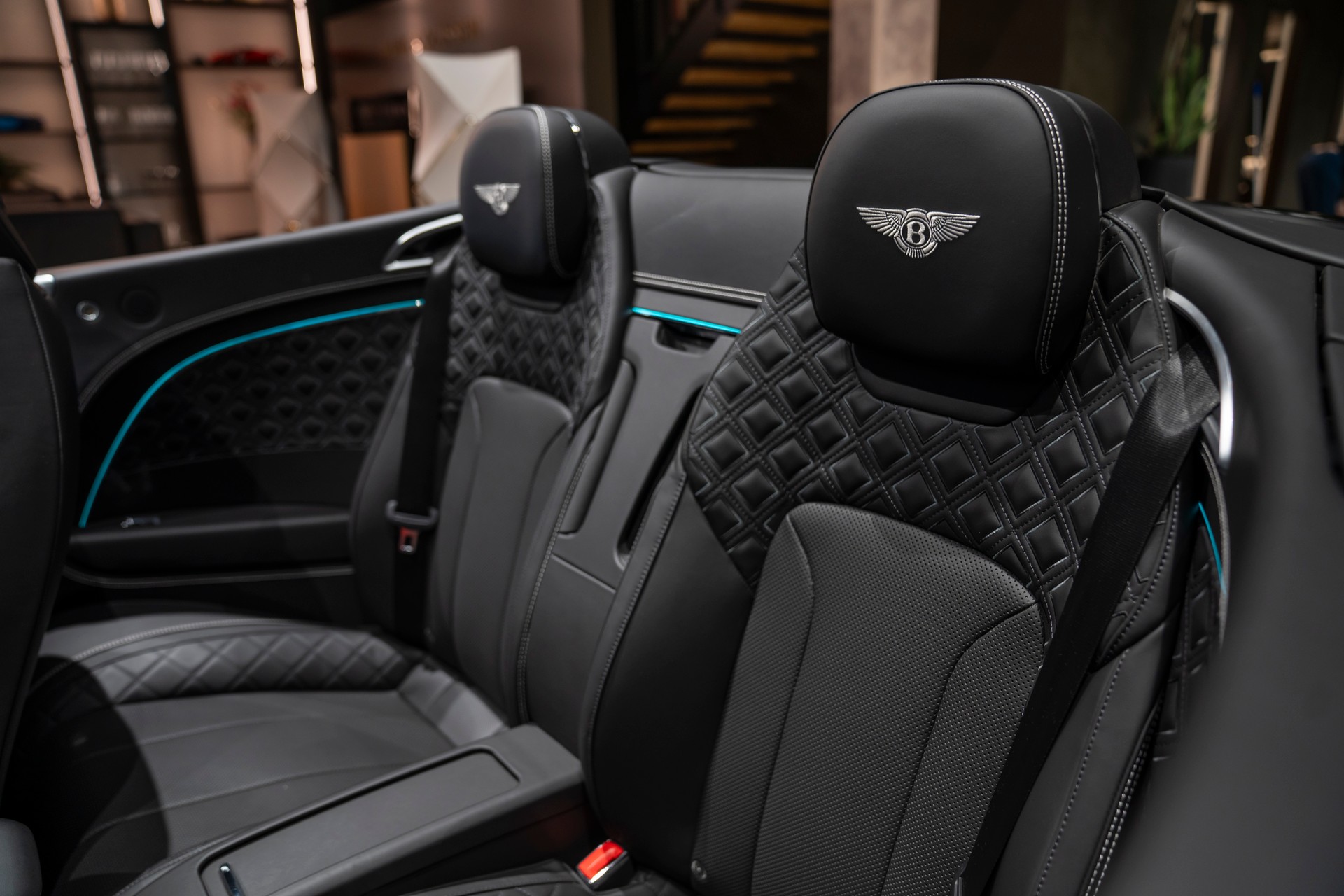BENTLEY Continental GTC S 4.0 V8-image-23