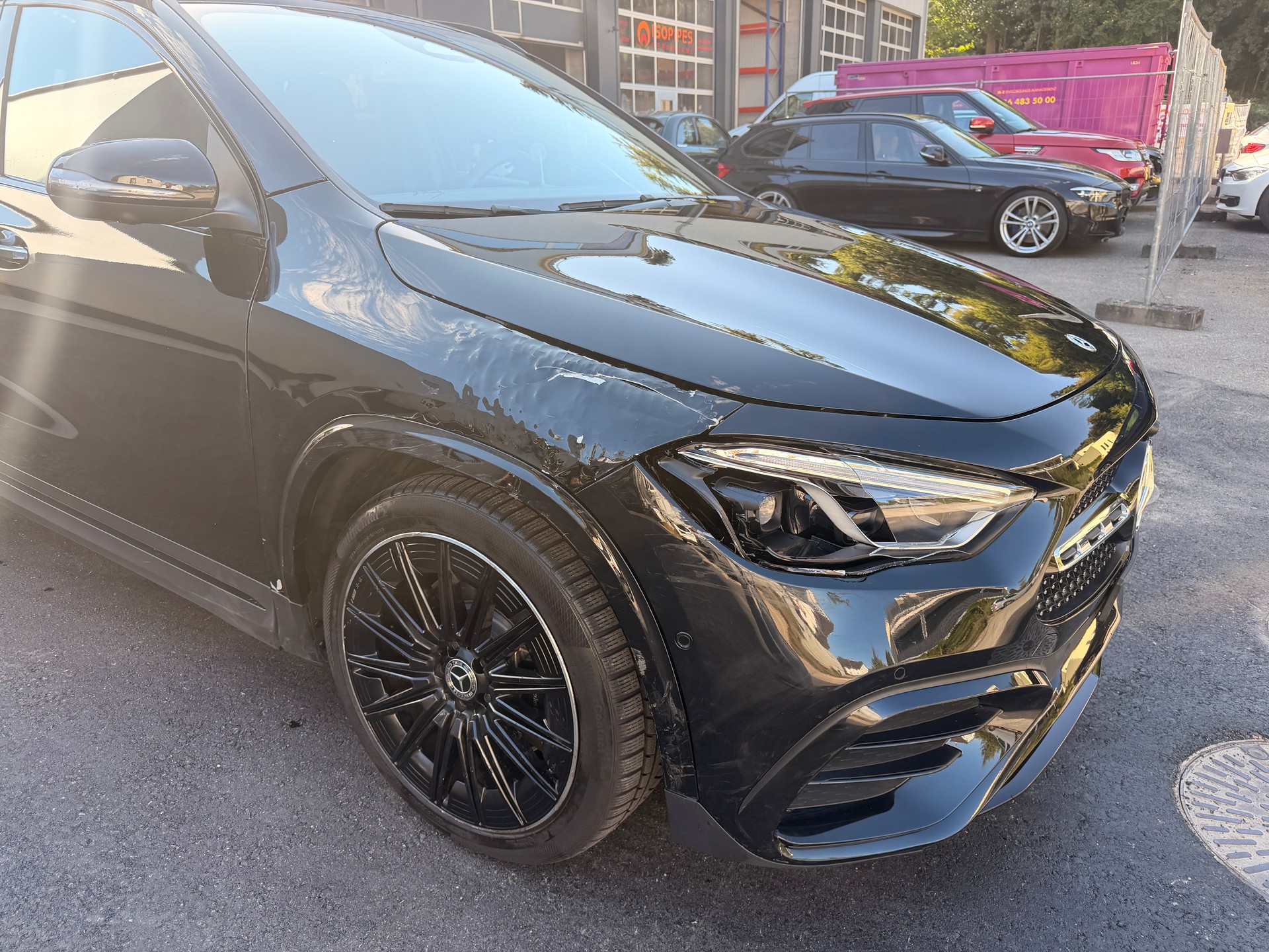 MERCEDES-BENZ GLA 250 4Matic 8G-DCT AMG -LINE-image-2
