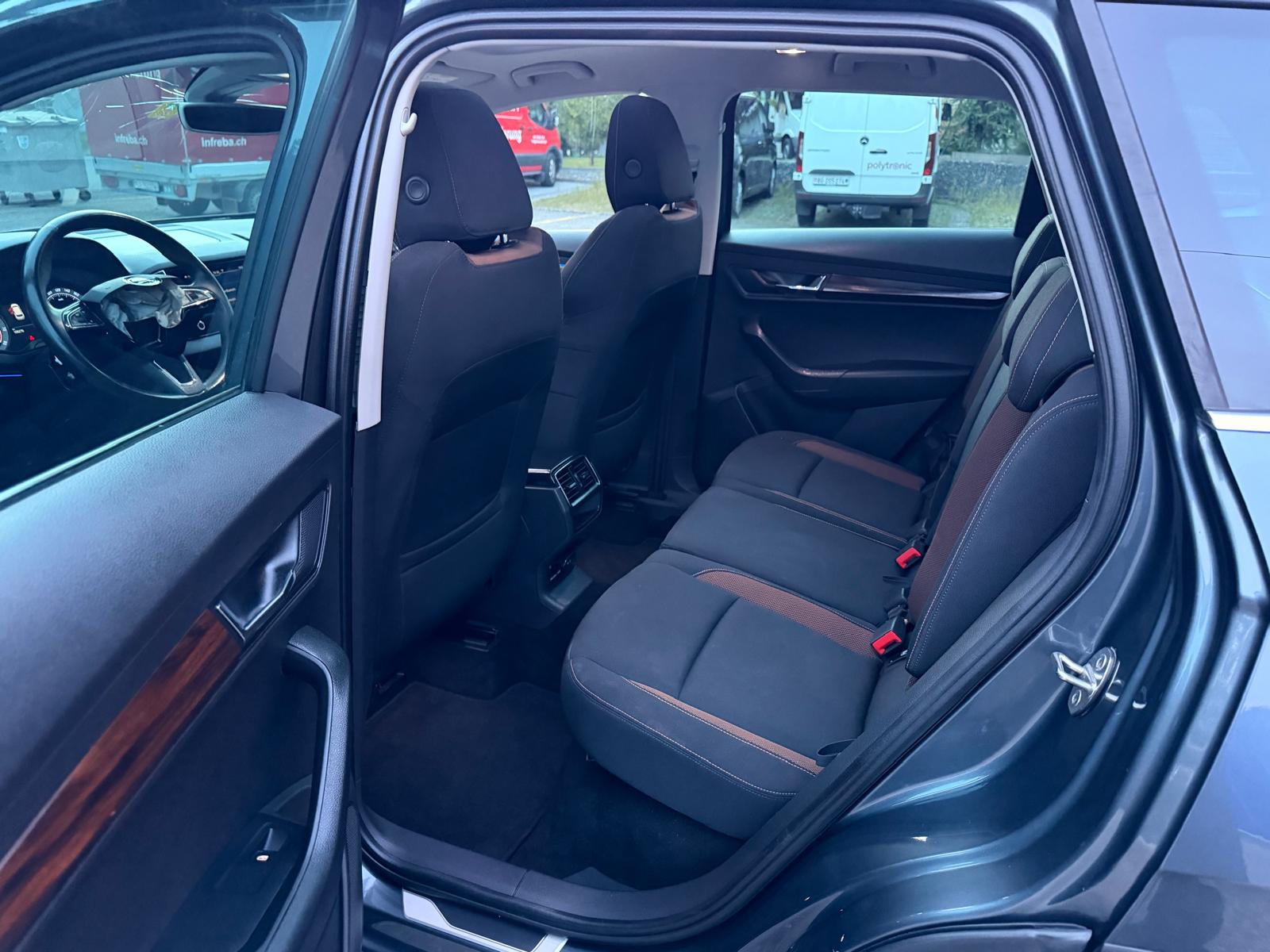 SKODA Karoq 1.5 TSI ACT Scout 4x4 DSG-image-10