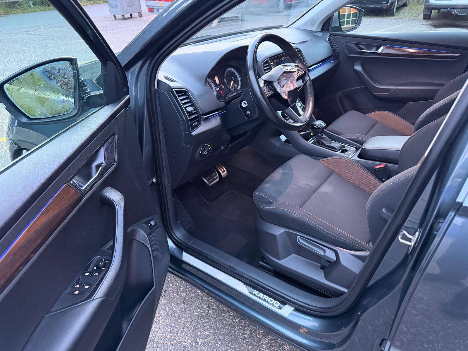 SKODA Karoq 1.5 TSI ACT Scout 4x4 DSG-image-9