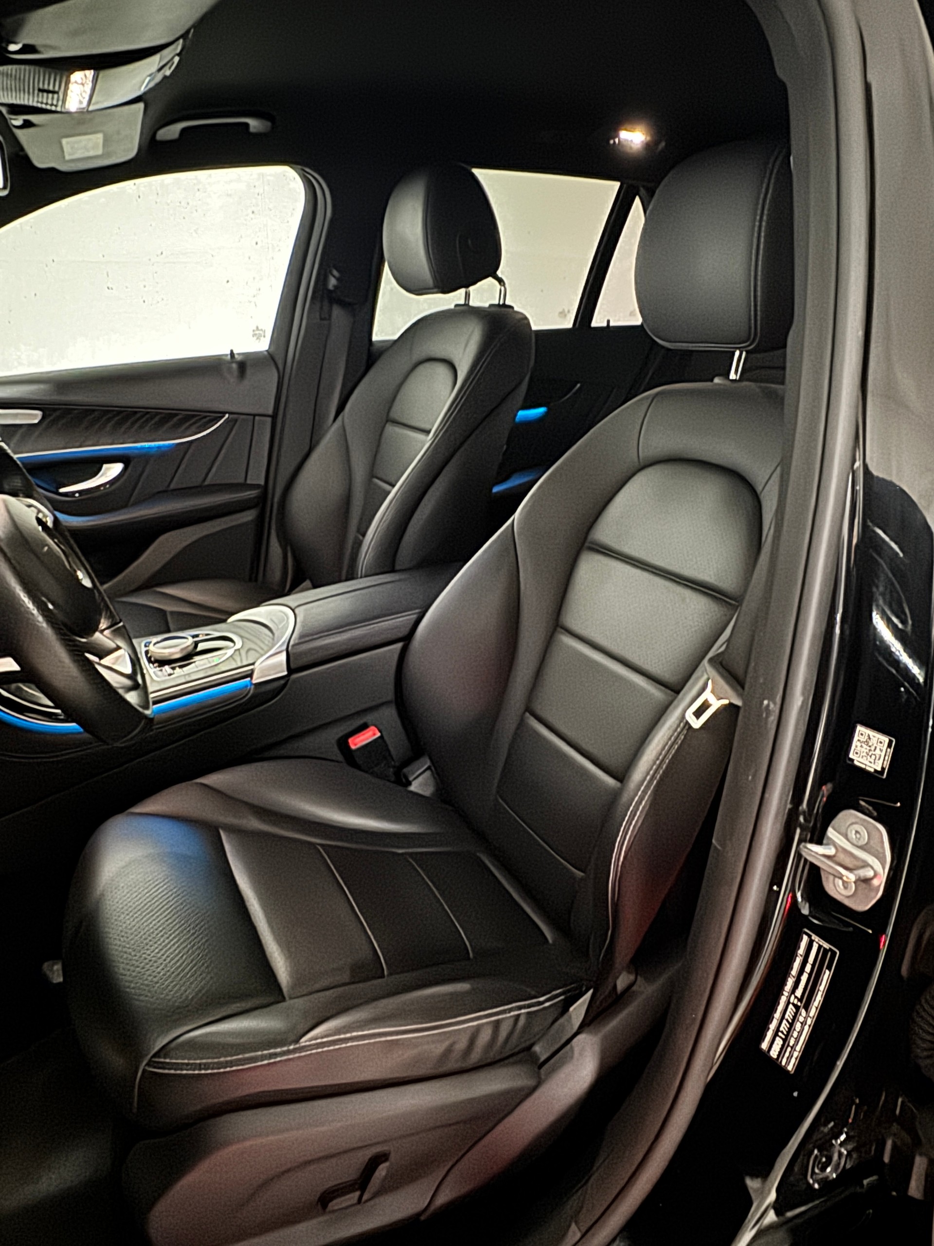 MERCEDES-BENZ GLC 250 d AMG Line 4Matic 9G-Tronic-image-6
