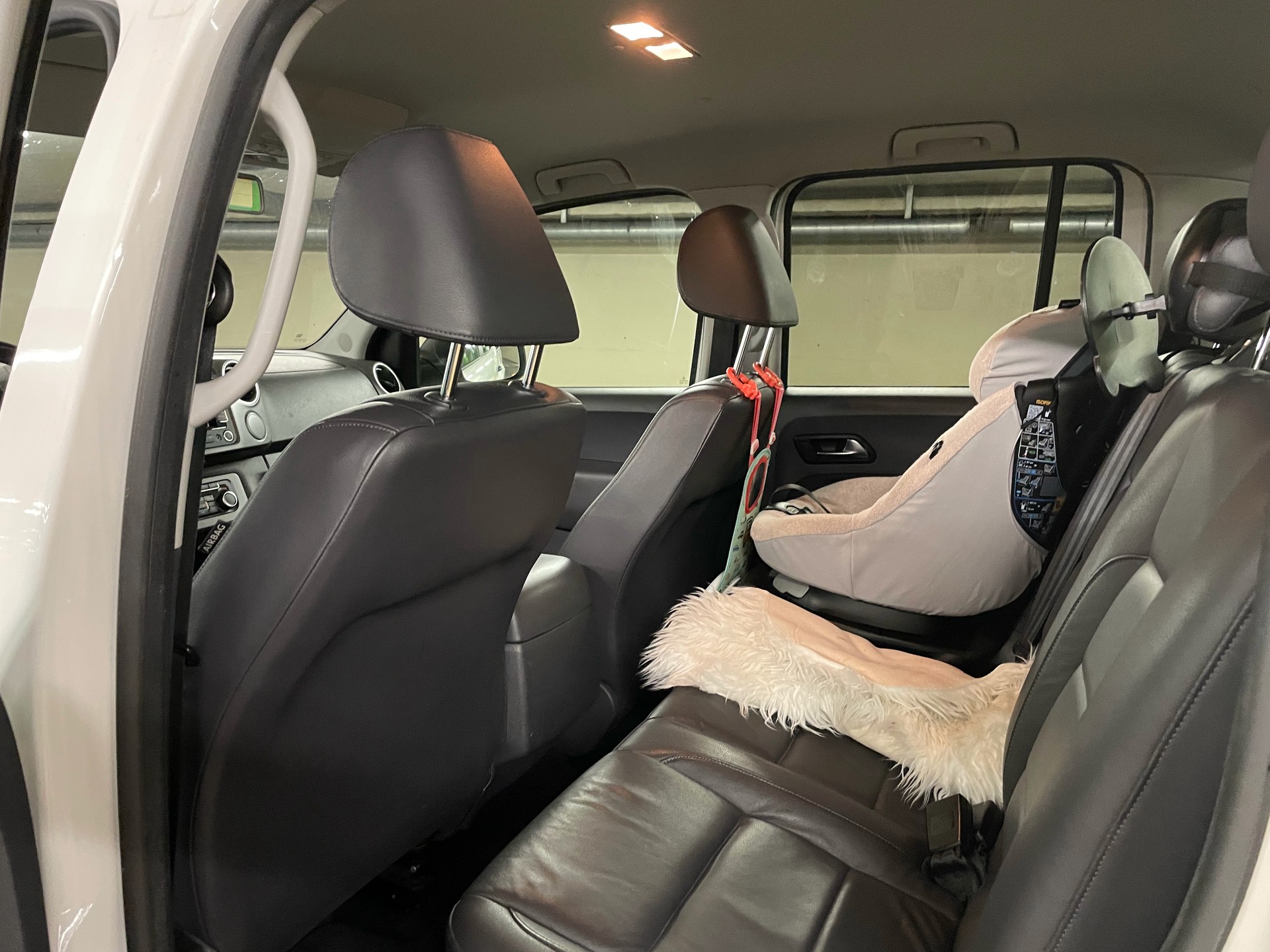 VW Amarok 2.0 BiTDI Highline Dark Label 4Motion permanent-image-11
