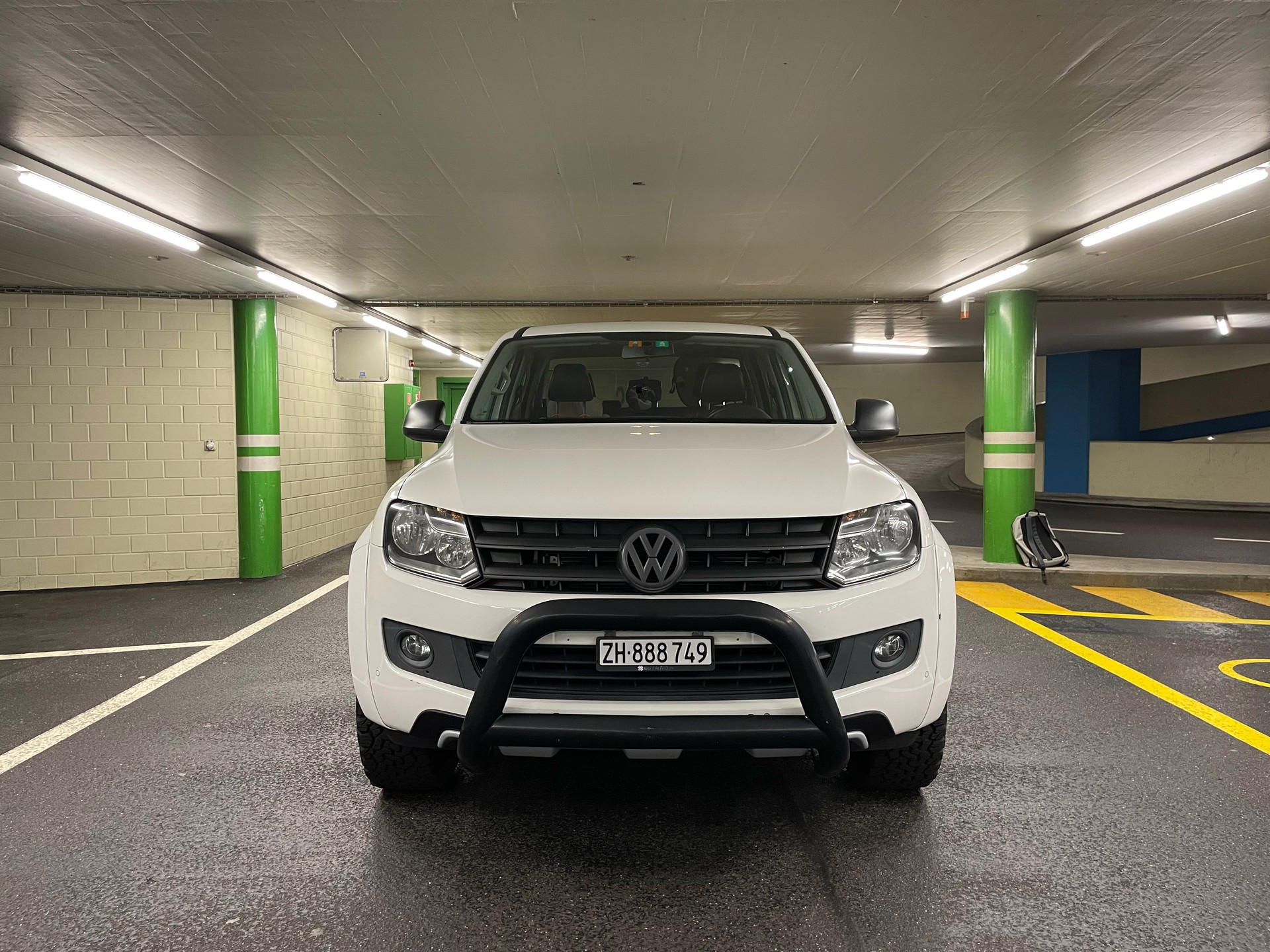 VW Amarok 2.0 BiTDI Highline Dark Label 4Motion permanent-image-1