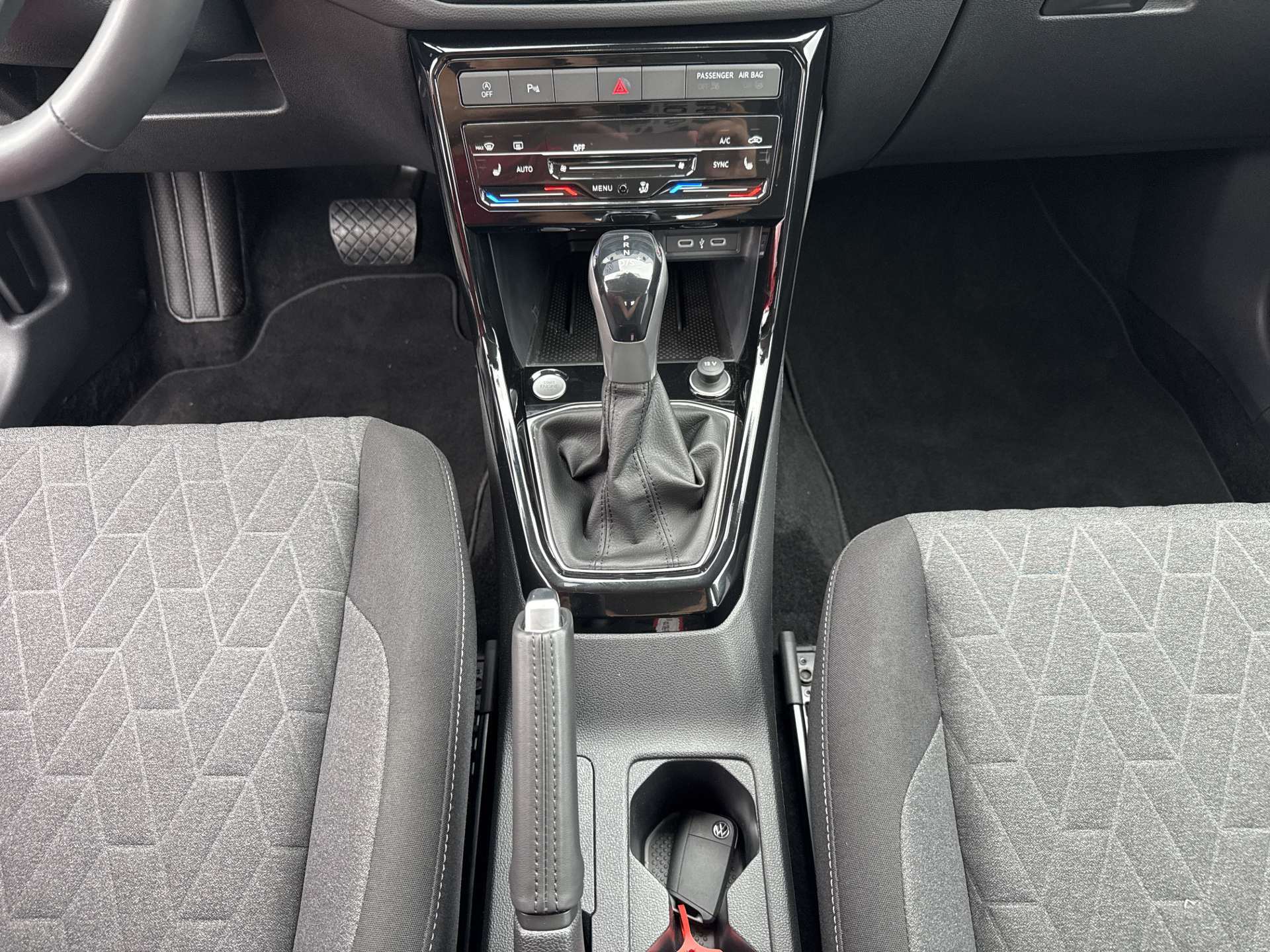 VW T-Cross 1.5 TSI EVO ACT Life DSG-Automat-image-11