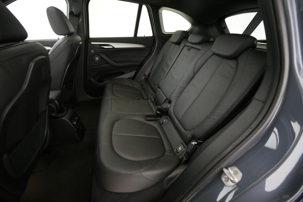 BMW X1 25e xDrive-image-13
