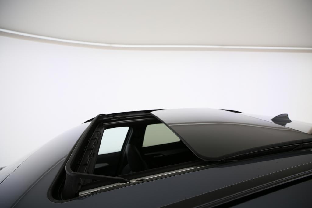 BMW X1 25e xDrive-image-15