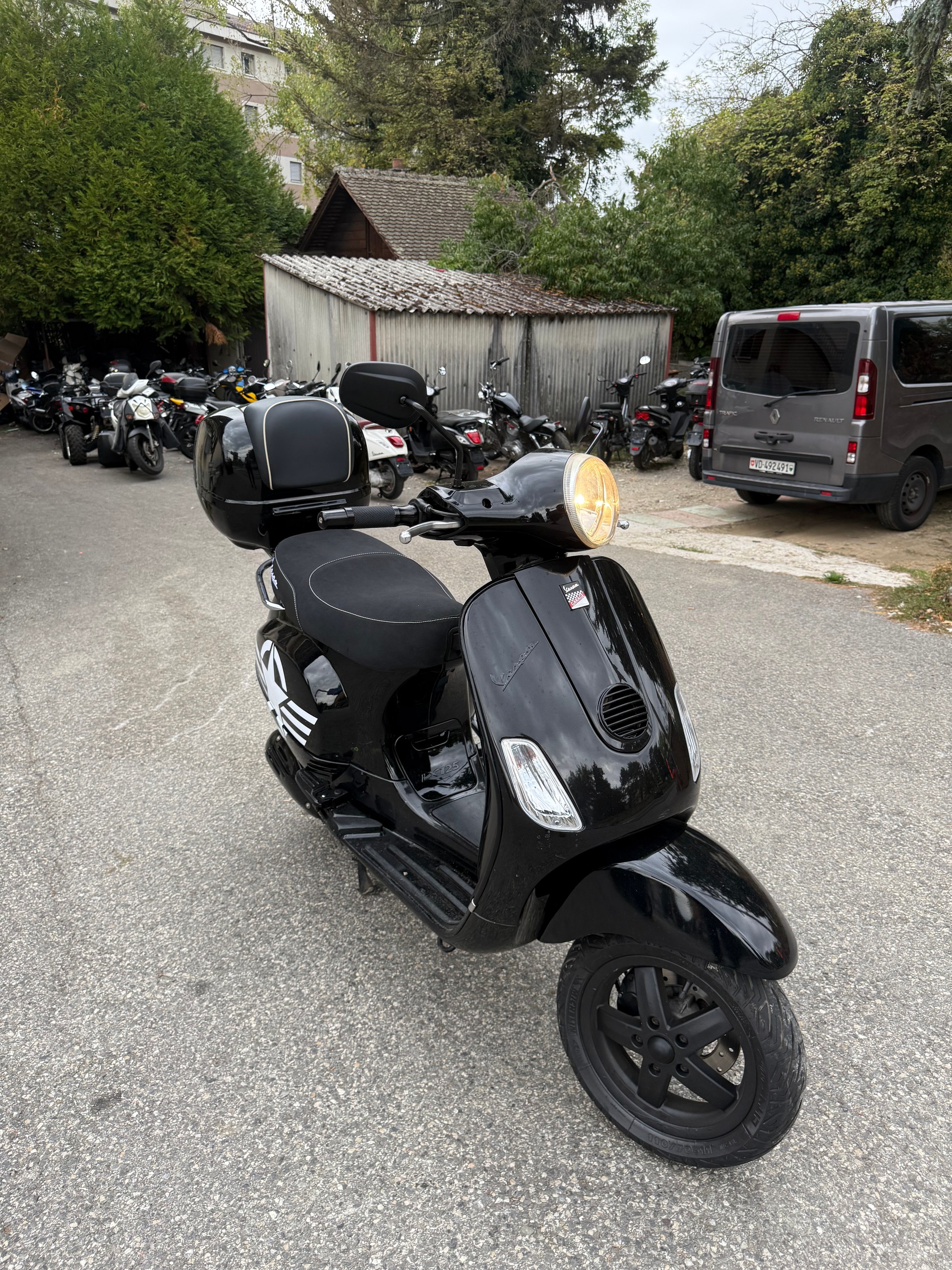 PIAGGIO Vespa 125 LXV i.e.-image-6