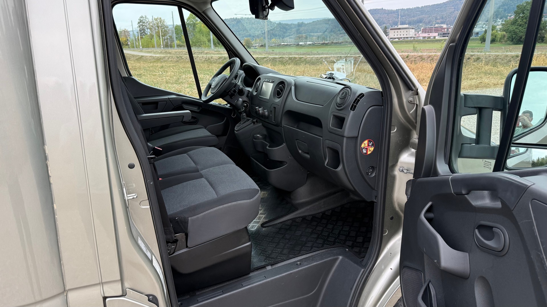 RENAULT Sattelschlepper dCi165-image-13