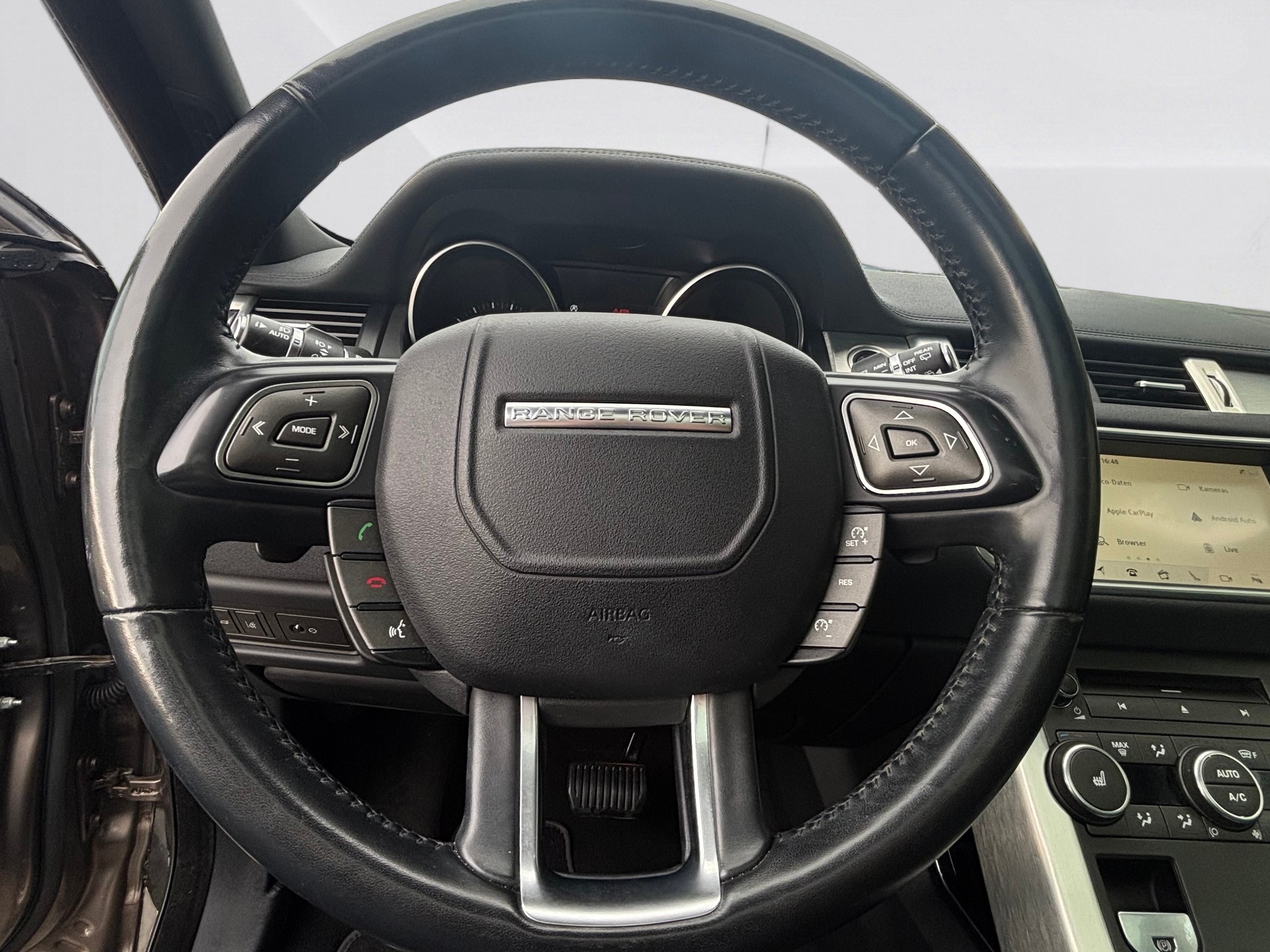 LAND ROVER Range Rover Evoque 2.0 Si4 SE Advantage AT9-image-10