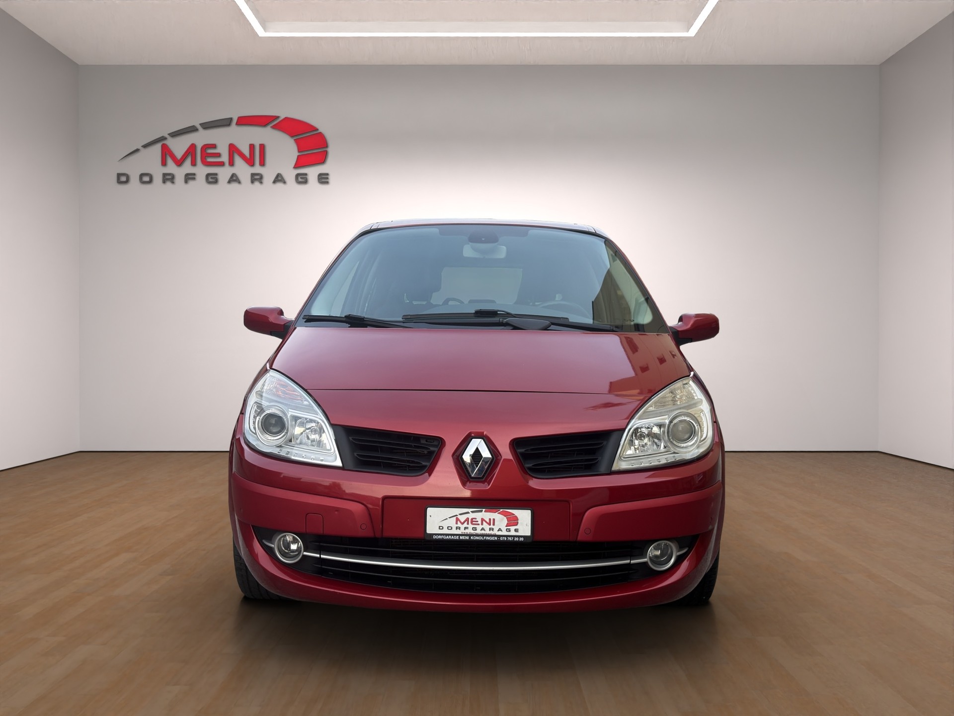 RENAULT Scénic 2.0 16V Dynamique-image-1