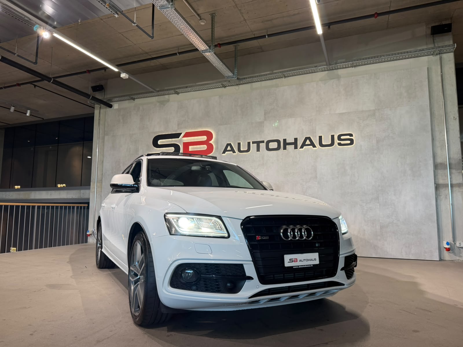 AUDI SQ5 3.0 TDI quattro tiptronic (CH)-image-3