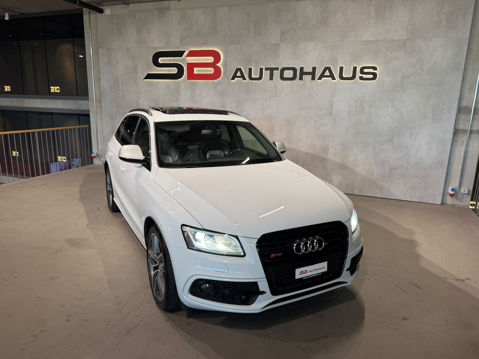AUDI SQ5 3.0 TDI quattro tiptronic (CH)-image-11