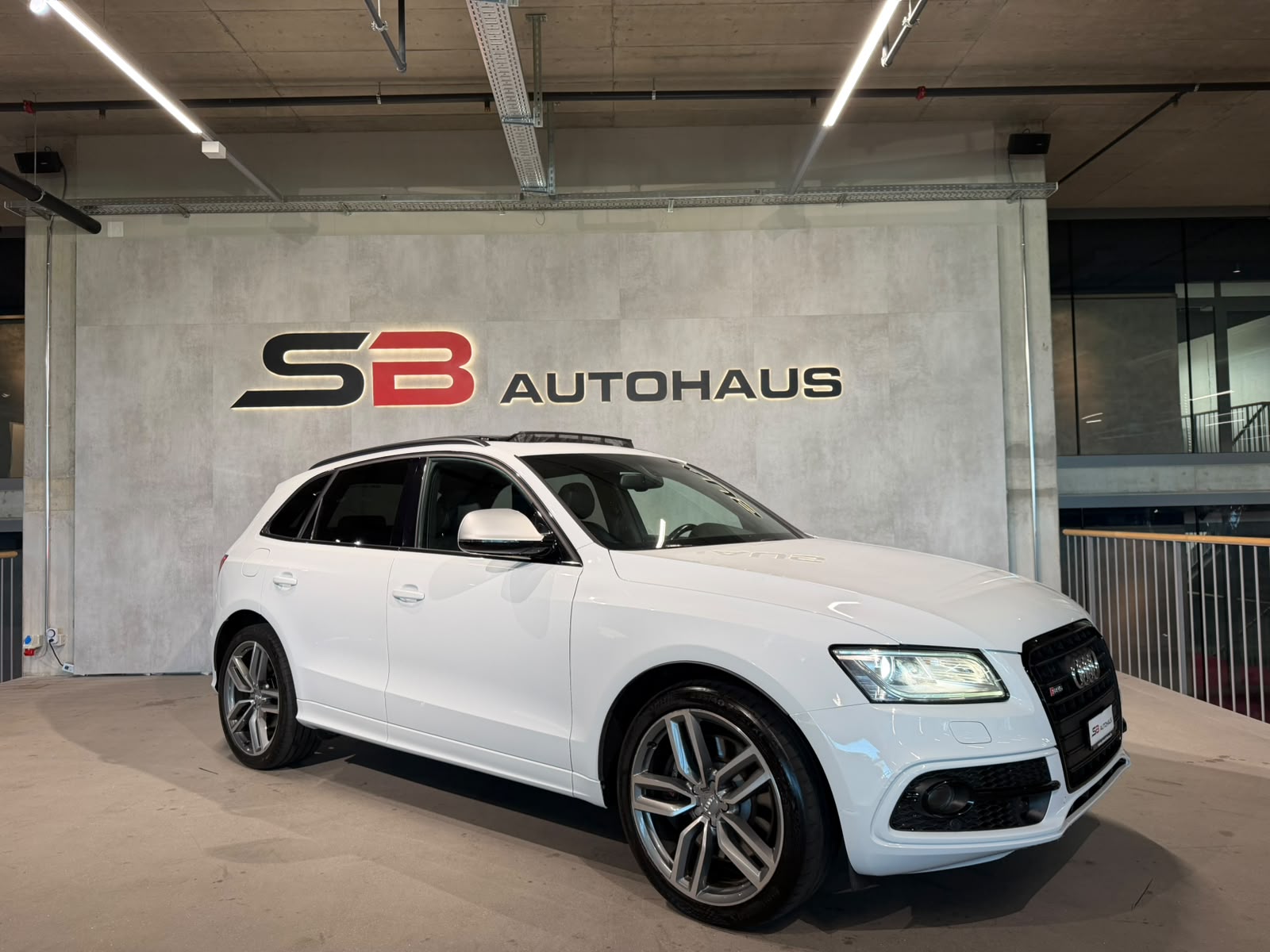 AUDI SQ5 3.0 TDI quattro tiptronic (CH)-image-0