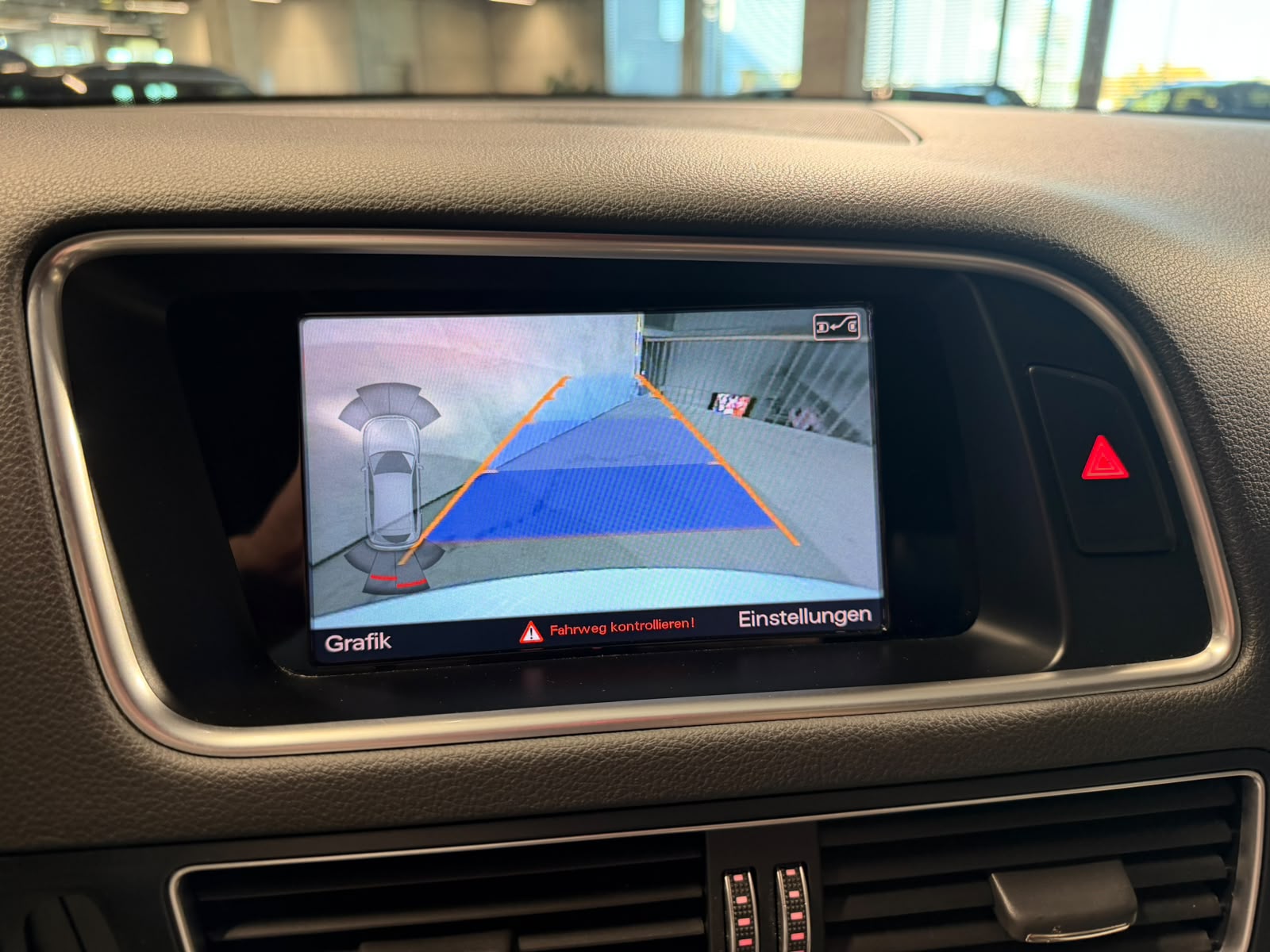 AUDI SQ5 3.0 TDI quattro tiptronic (CH)-image-28