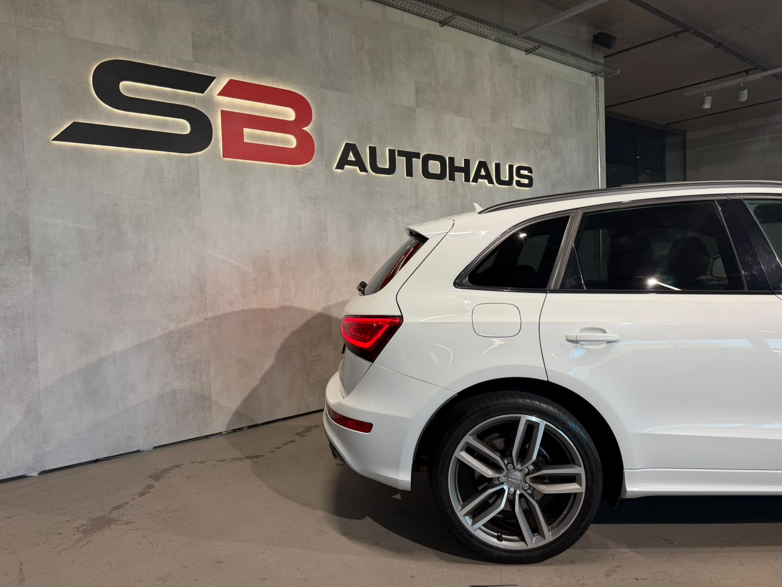 AUDI SQ5 3.0 TDI quattro tiptronic (CH)-image-7