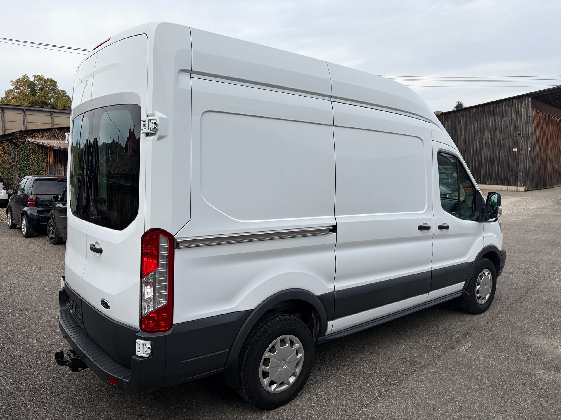 FORD Transit Van 350 L2H2 Ambiente 4WD-image-3