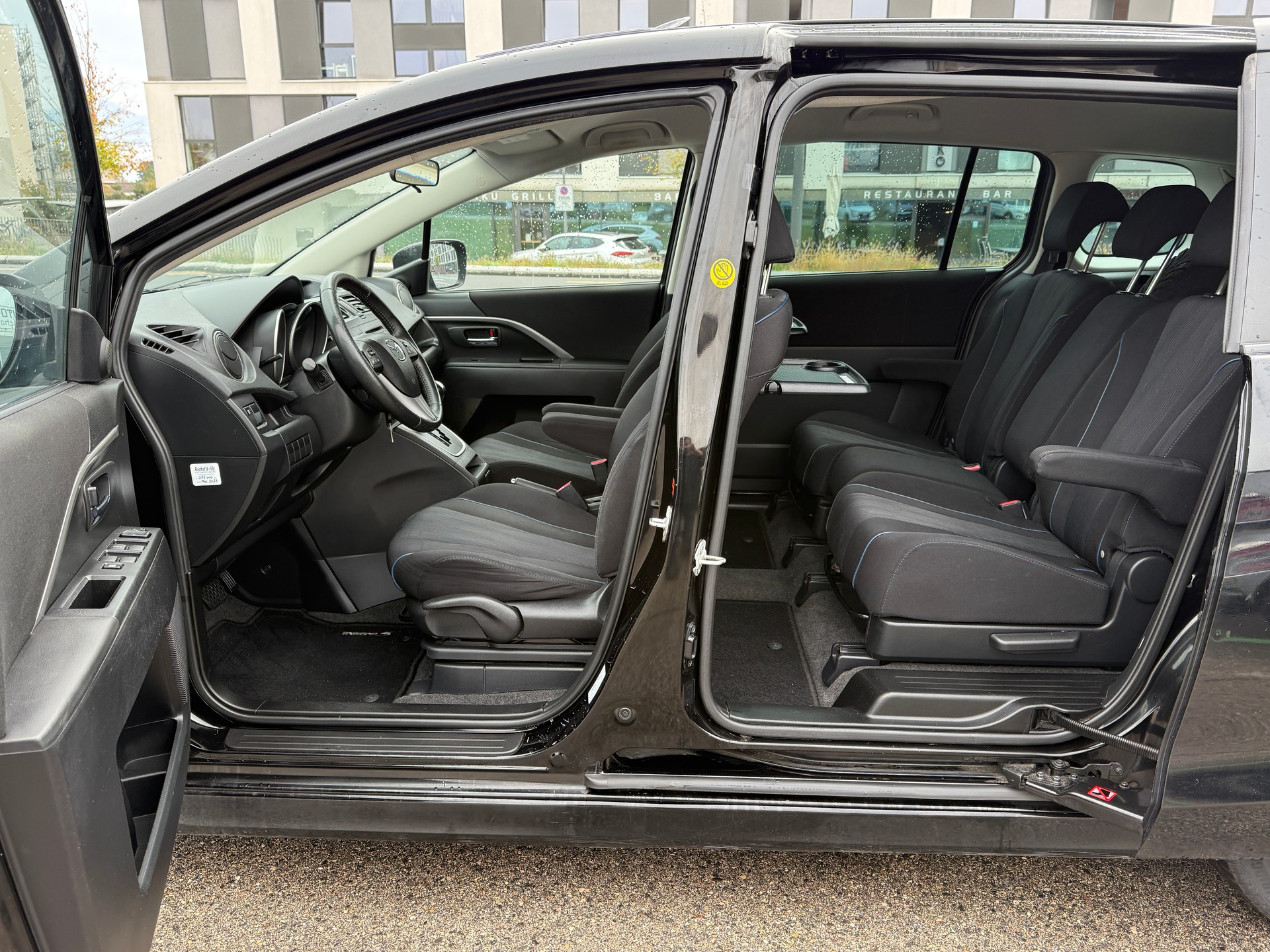 MAZDA 5 2.0 16V Sport Activematic - Nouvelle Expertise du Jour : 16.10.2026 - Service Mazda fait à 243’455 Km le 01.05.2026-image-18