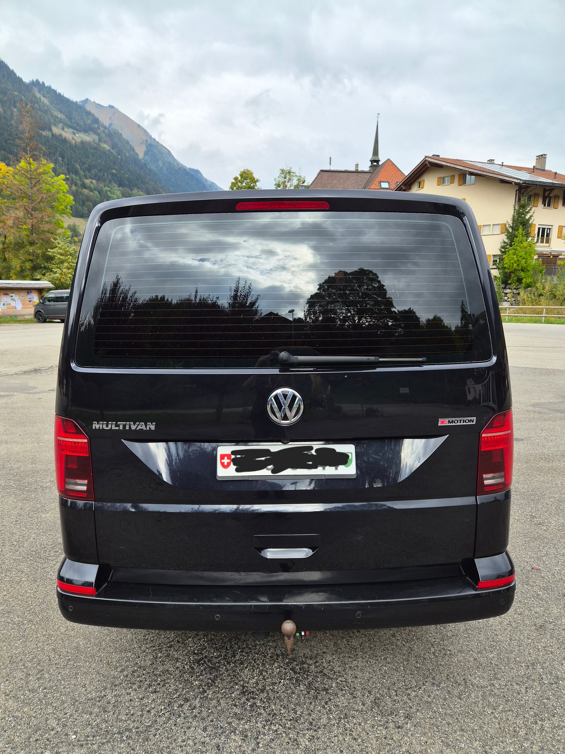 VW 2.0 TDI 150 Family DSG 4m-image-1